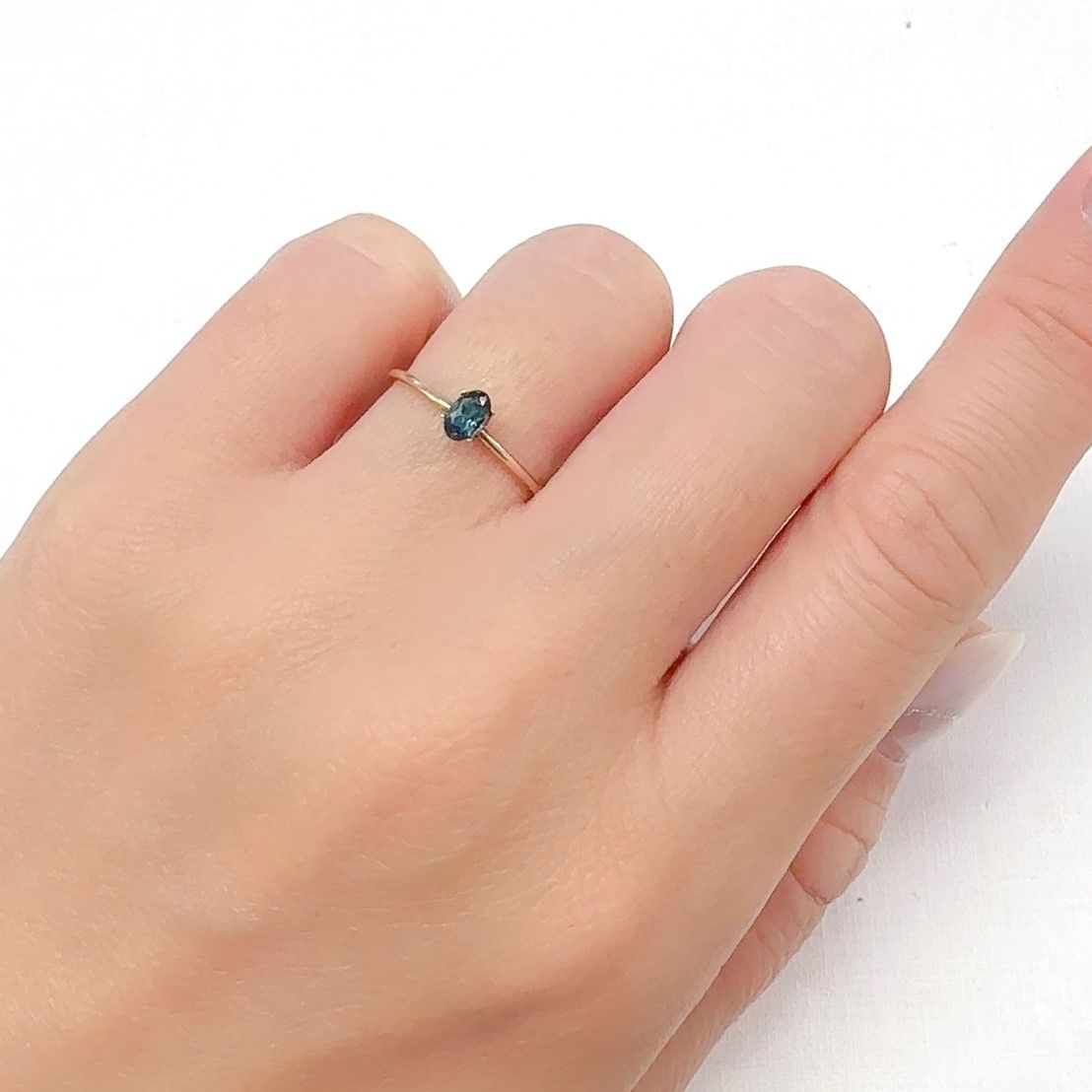 ブルートルマリン ブラジル産 0.23ct[240628023]4.7x3mm前後