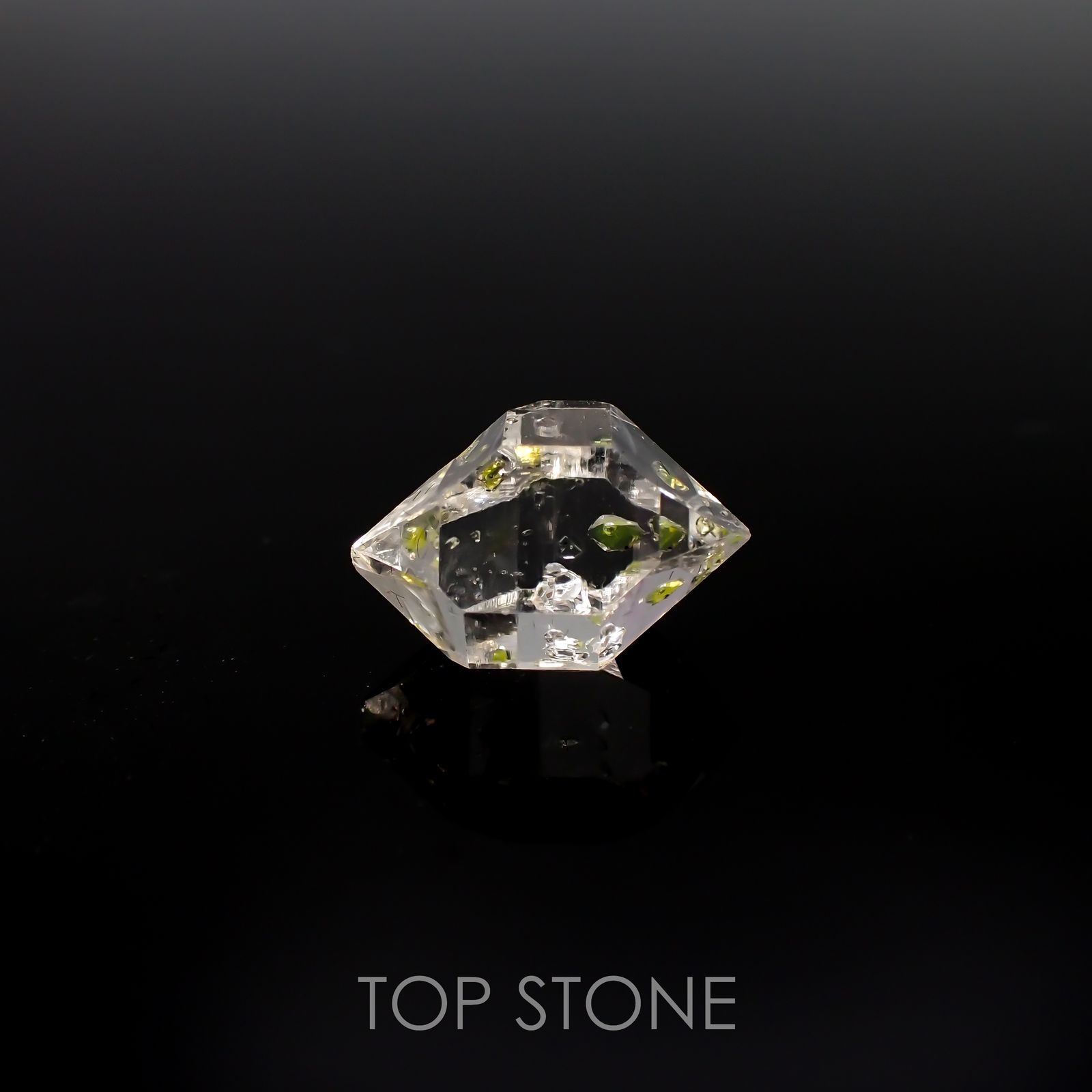 オイルインクォーツ 原石 パキスタン産 5.64ct[220917865]13.8x9.6mm前後