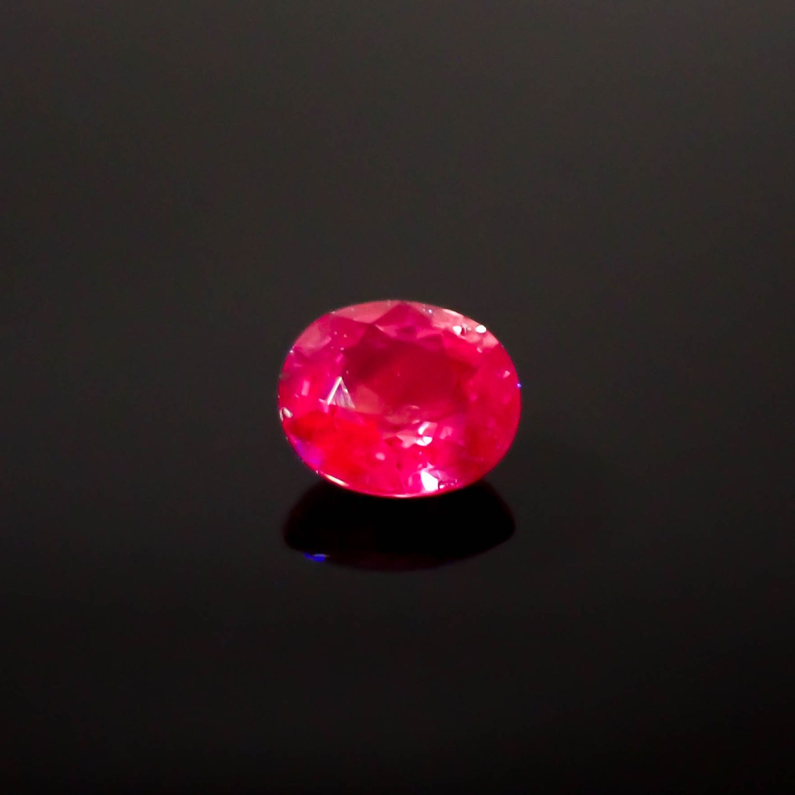 ウィンザーサファイア タンザニア・ウィンザー産 0.55ct[240928684]5.1x4.3mm前後