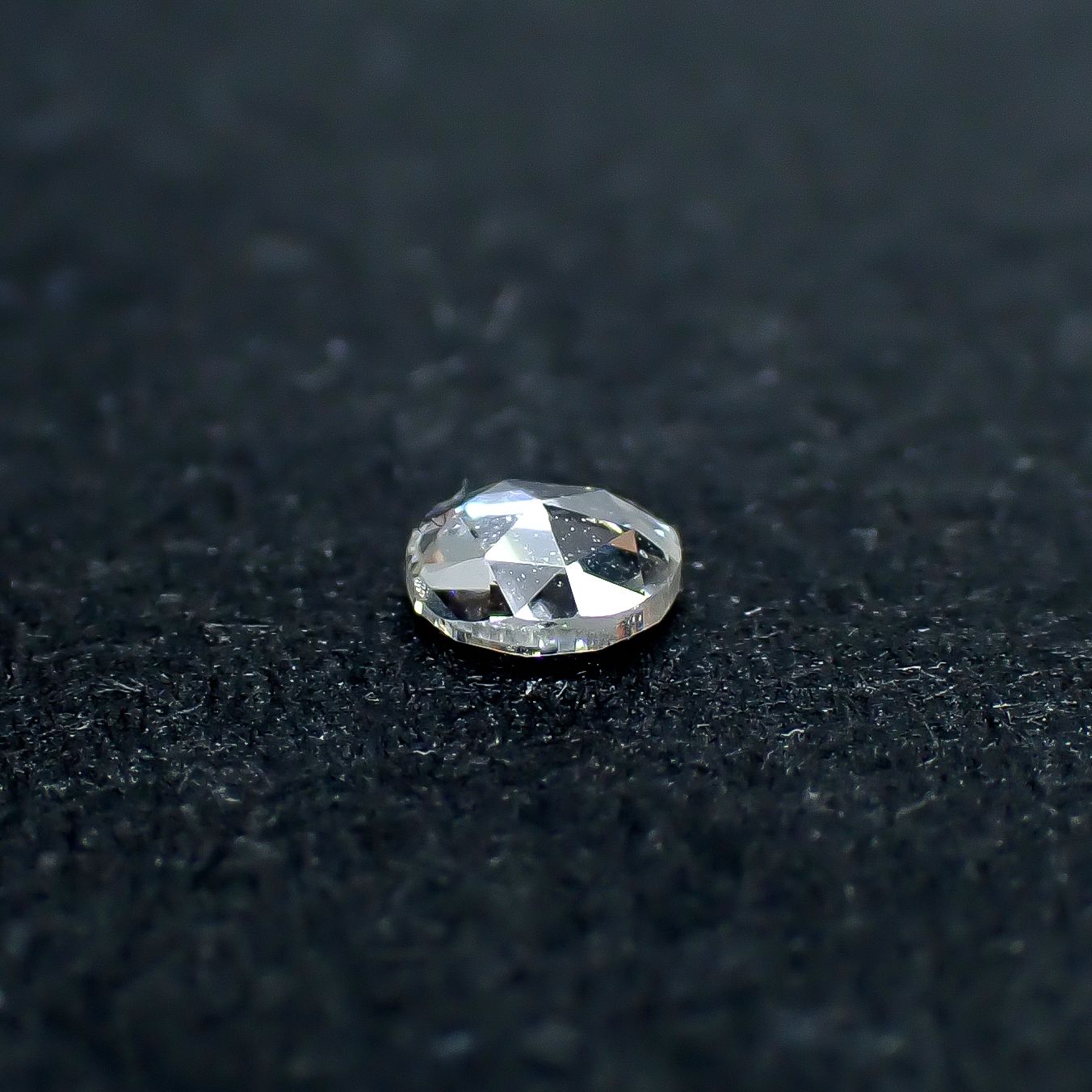 ◇ローズカット◇ダイヤモンド SI-VS | D-G 南アフリカ産 0.062ct / 2.5x2.5mm前後 [260932912]