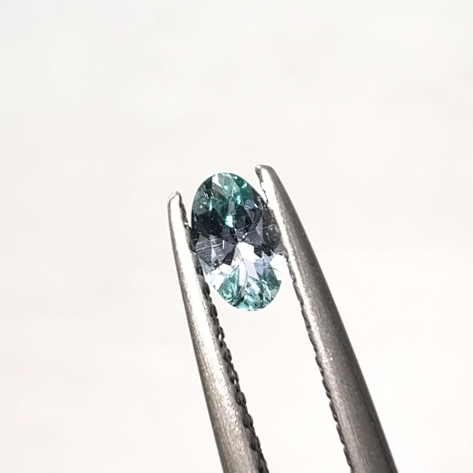 ブルーコーネルピン(宝石名コーネルピン)タンザニア産 識別済 0.26ct