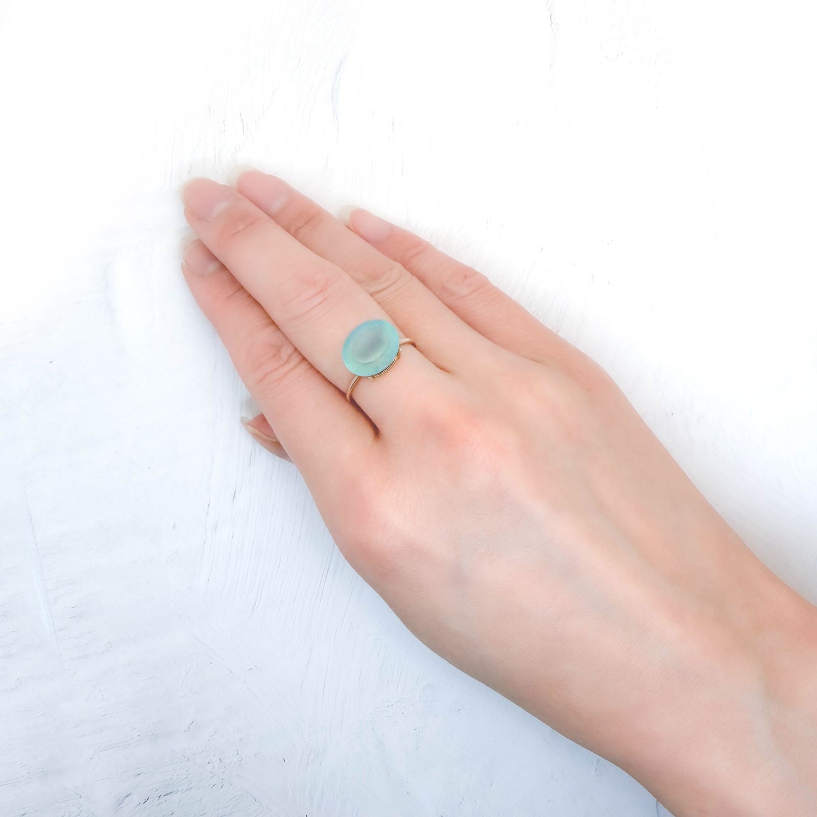 アクアプレーズ 南アフリカ産 4.92ct / 12.1x10mm前後 [260432012]