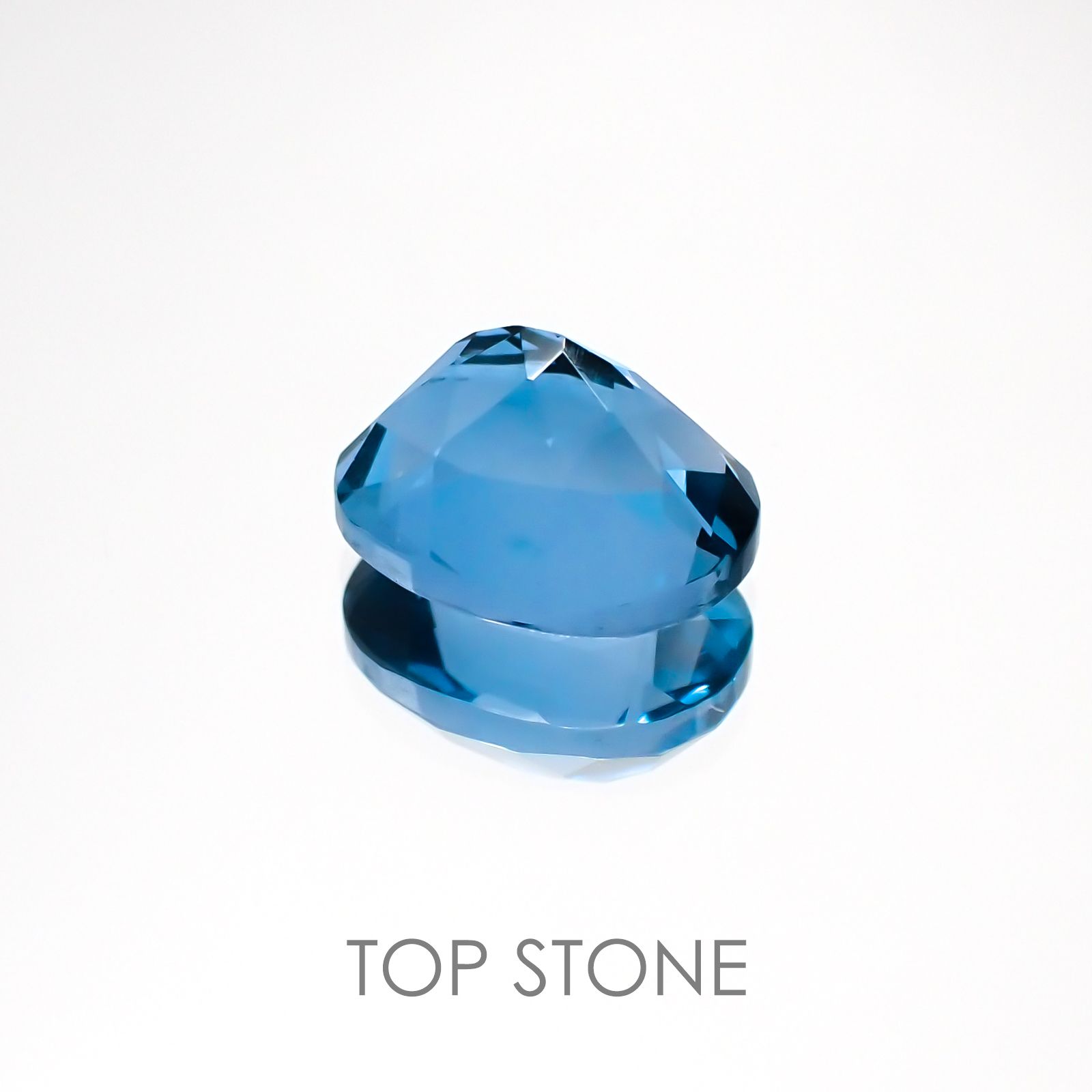 カラーチェンジフローライト ブラジル産 ルース 3.32ct[20117802]10.2×8.1mm前後