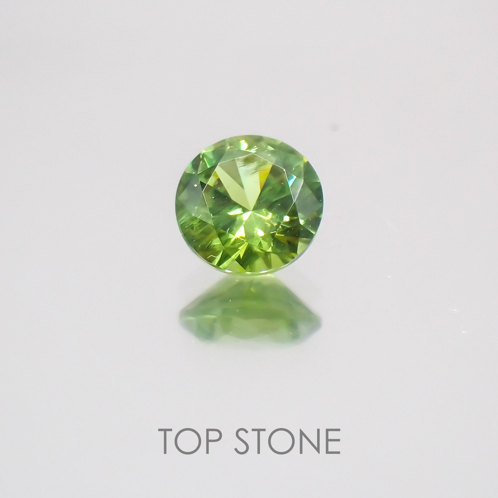 デマントイドガーネット(宝石名デマントイド・ガーネット) ロシア産 0.28ct 識別済[20063046]3.8×3.8mm前後