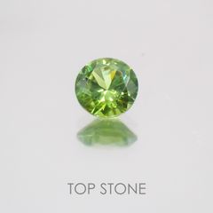 デマントイドガーネット(宝石名デマントイド・ガーネット) ロシア産 0.28ct 識別済[20063046]3.8×3.8mm前後