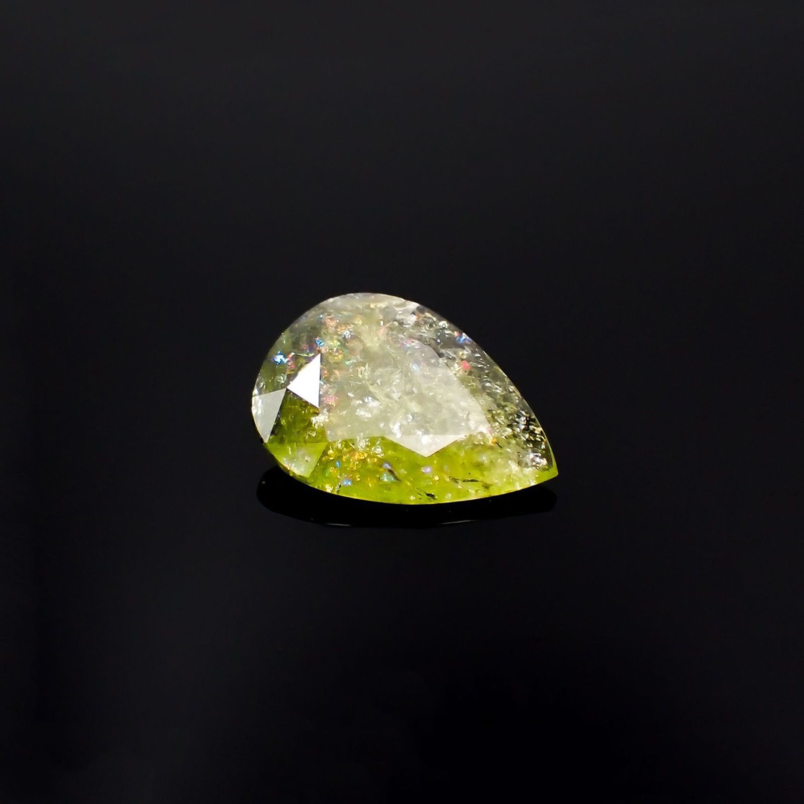 イリデッセンスクロムトルマリン(宝石名トルマリン)ケニア産 識別済 5.47ct / 16.7x12.6mm前後 [221119088]