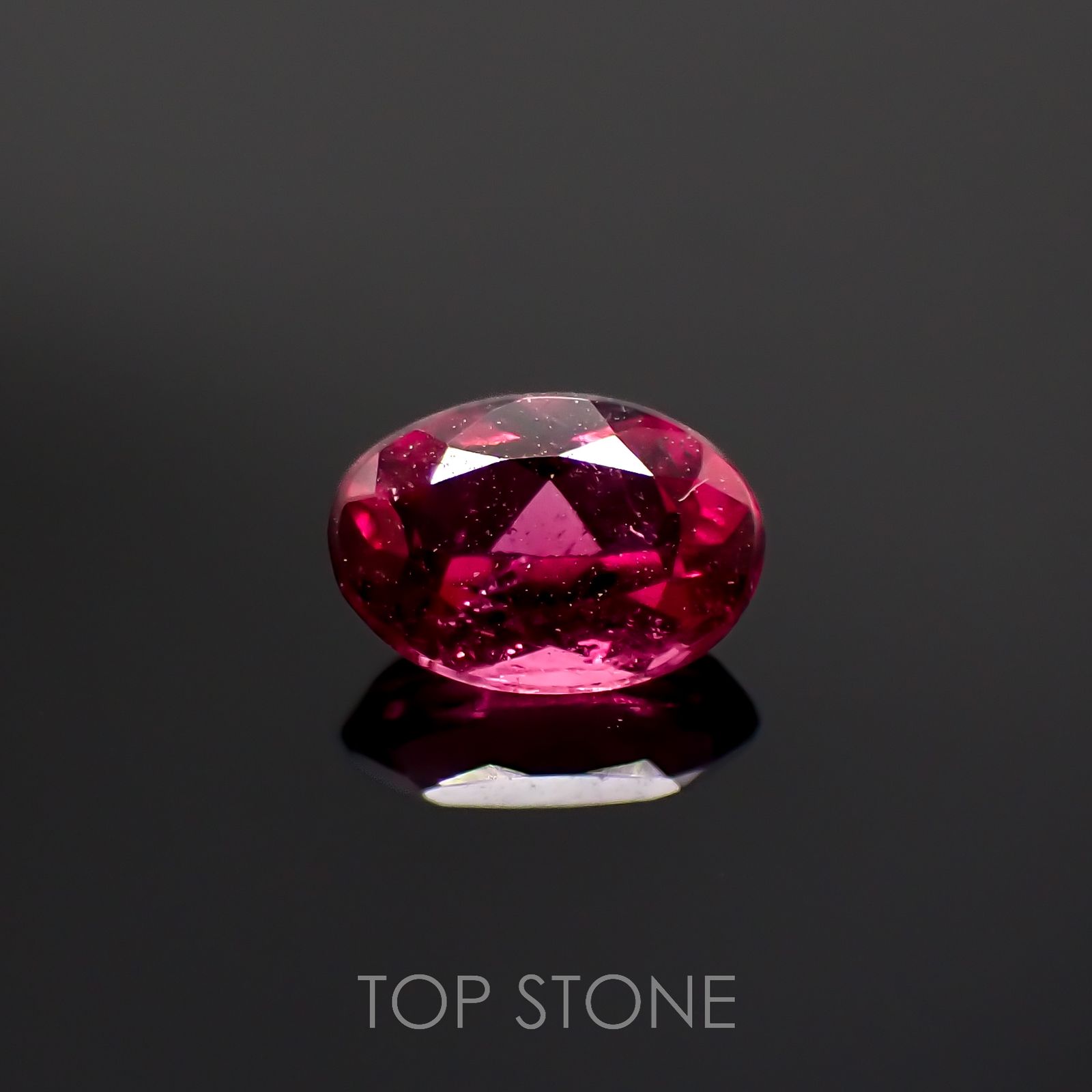 ルベライト ブラジル・ミナスジェライス州産 0.47ct[221018303]5.6x4mm前後
