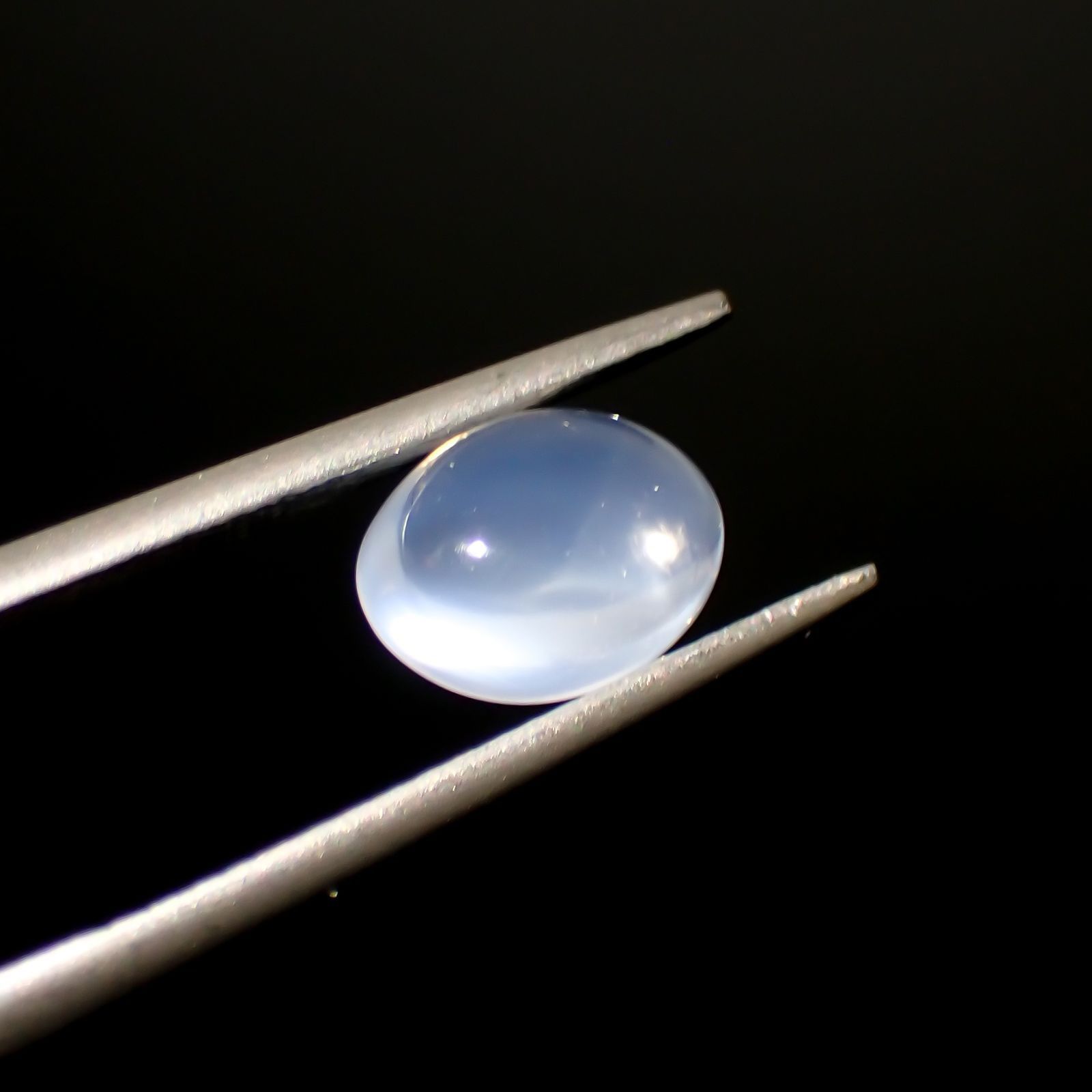 ムーンストーン(宝石名ムーンストーン)インド/スリランカ産 識別済 1.36ct / 8x6.2mm前後 [211113662]