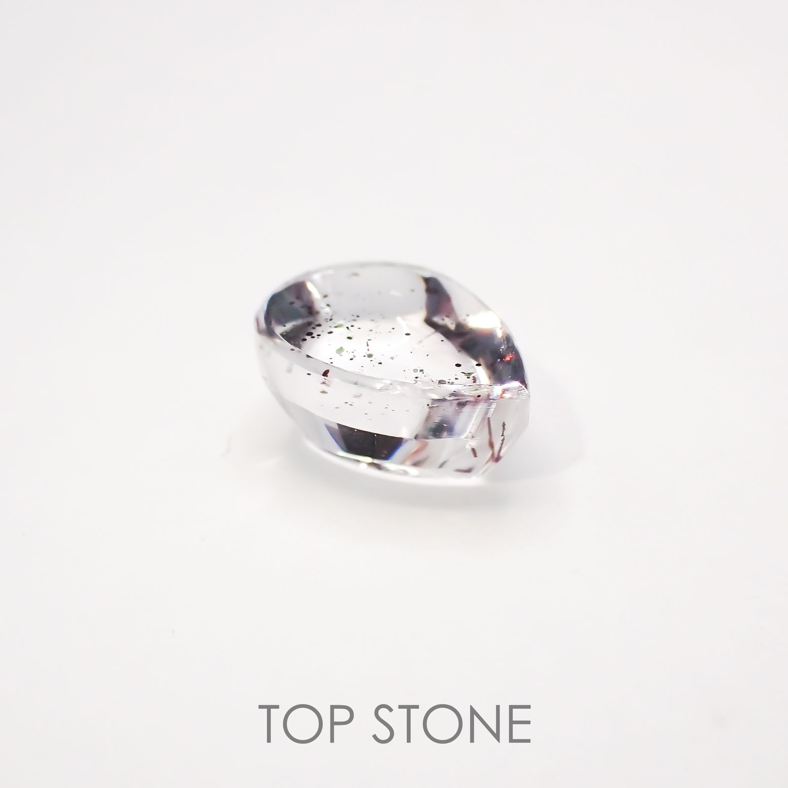 ティンカーベルクォーツ ブラジル産 ルース 2ct[210510737]9.3×6.7mm前後