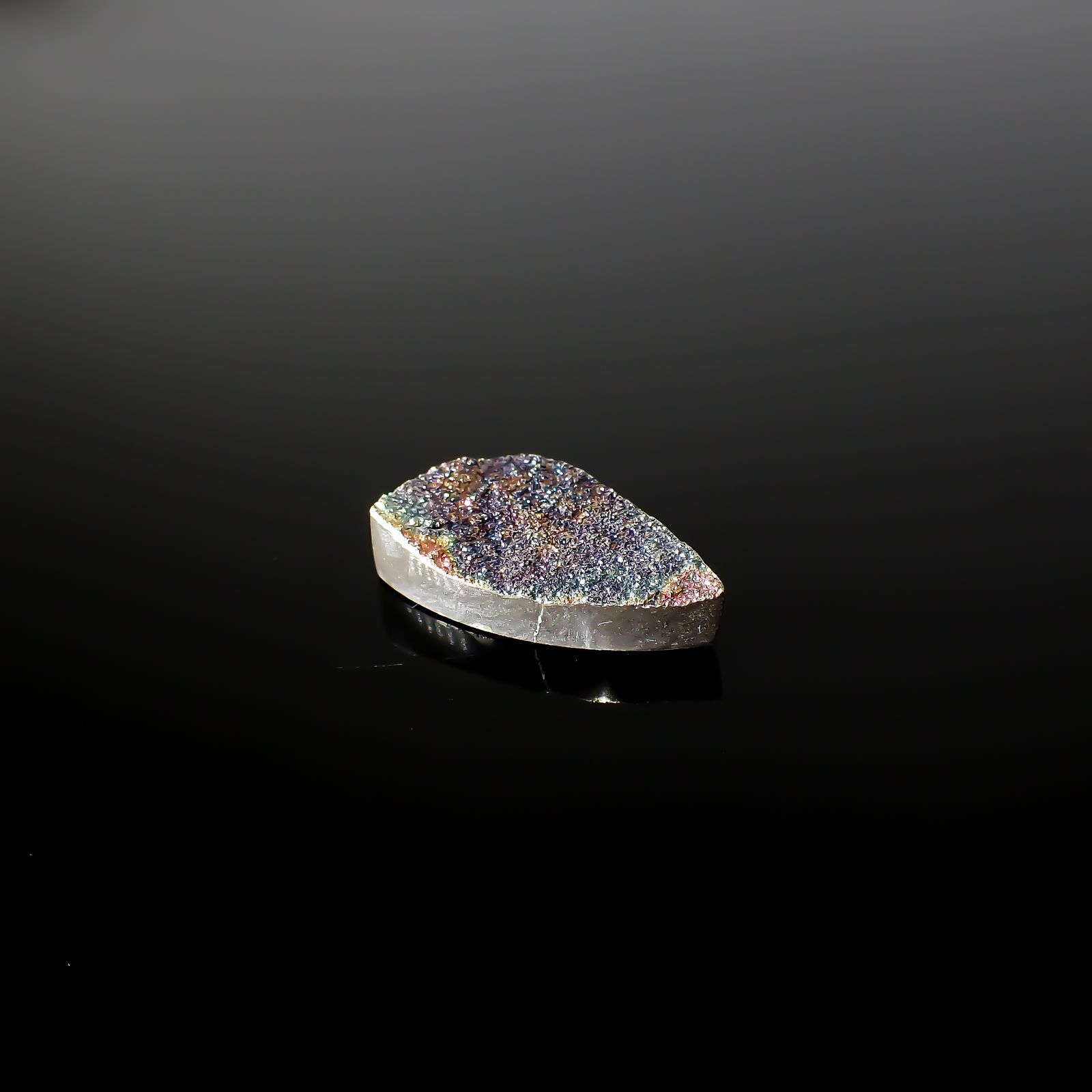◇フリーフォーム◇レインボーパイライト 原石 ロシア産 12.03ct[240326425]23.1x13.3mm前後