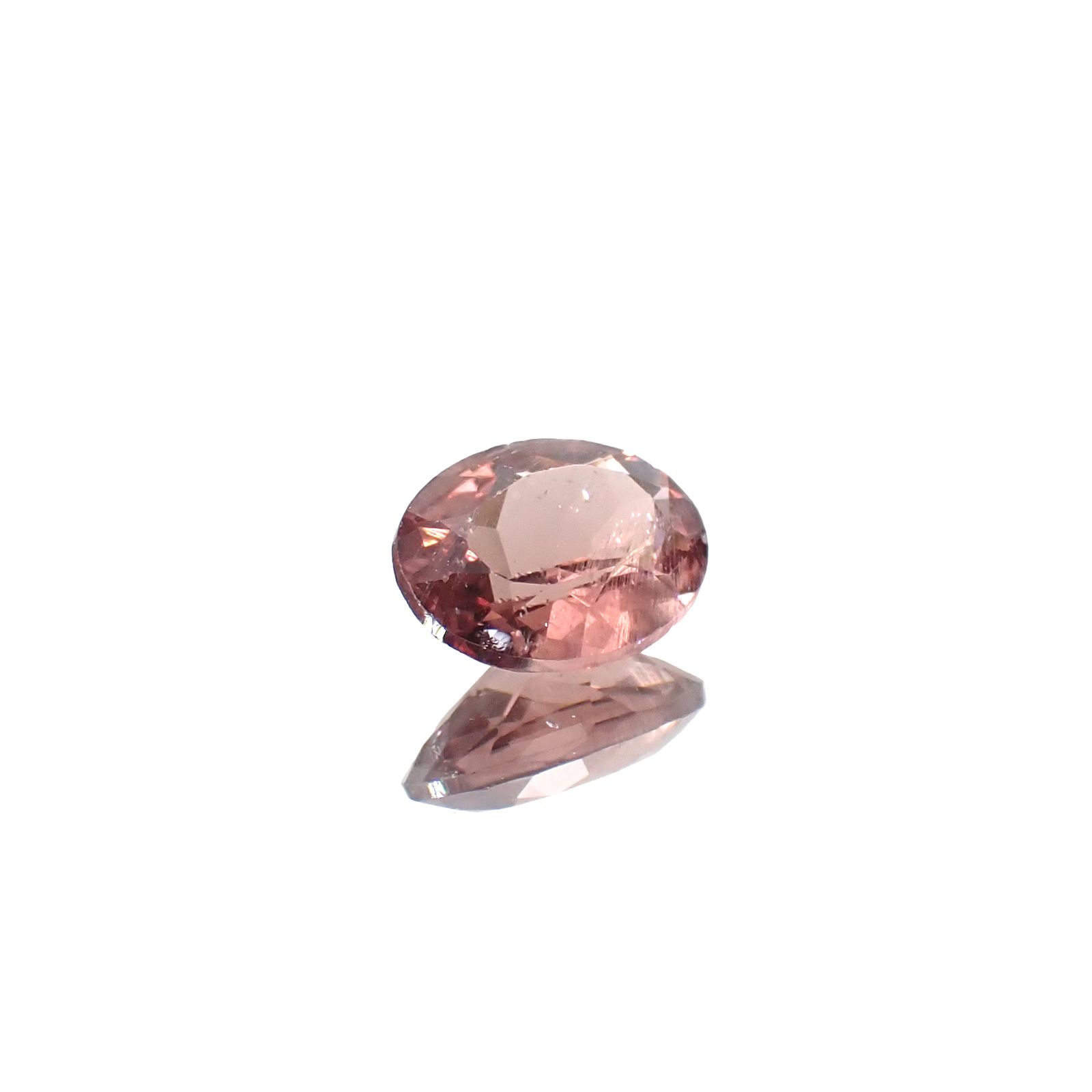 ピンクアパタイト(宝石名アパタイト) ブラジル産 識別済 1.01ct / 7.5×5.9mm前後 [251013008]