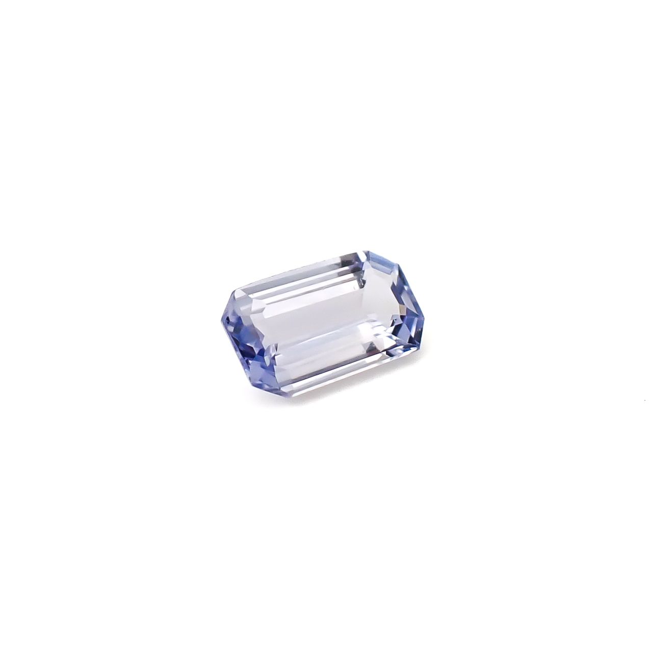 アイスブルーサファイア スリランカ/マダガスカル産 0.86ct / 7.4x4.1mm前後 [260732586]