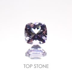 マリアライトフルオレッセンス(宝石名パープル・スキャポライト) スリランカ産 0.25ct 識別済[21019562]4×4mm前後