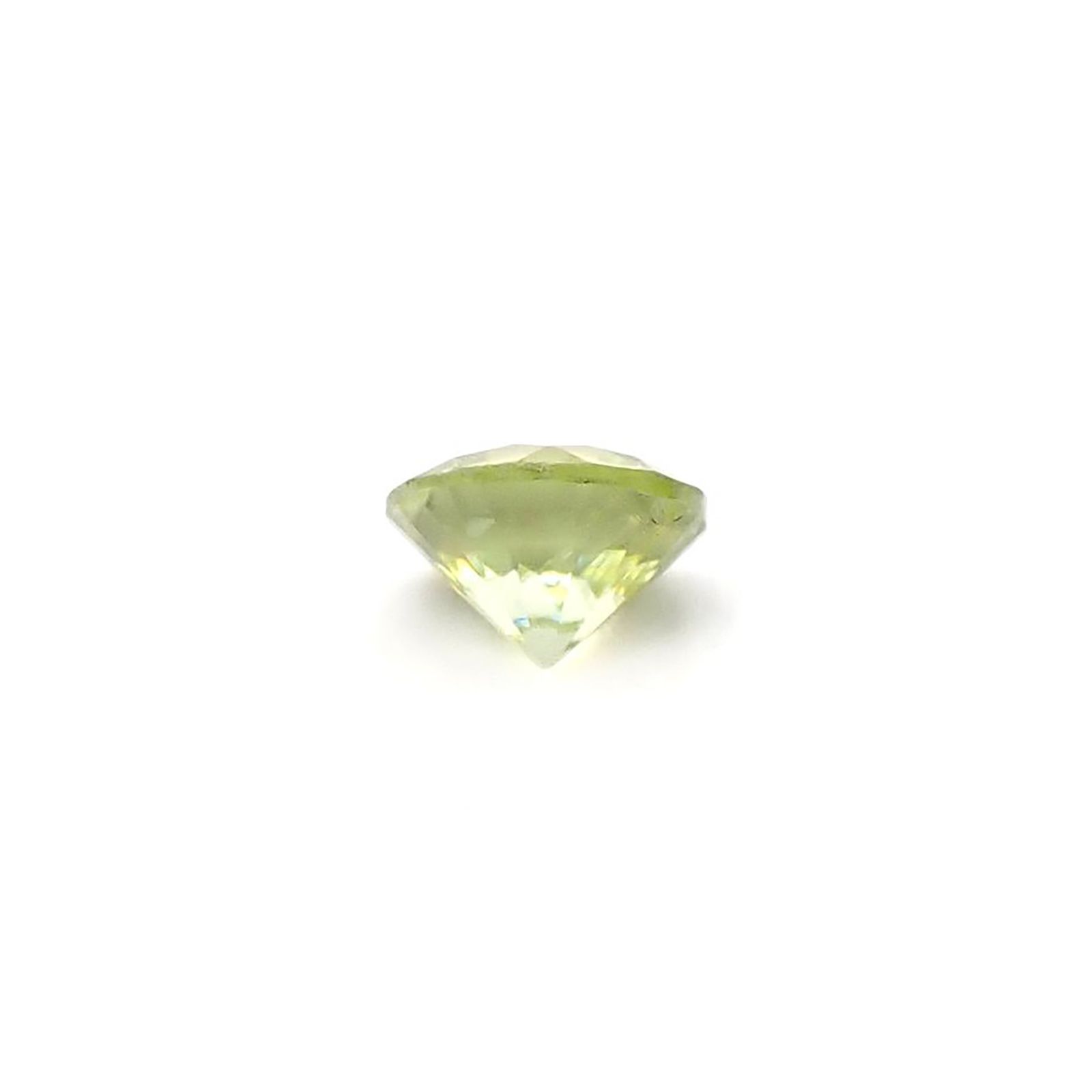 スフェーン(宝石名スフェーン)マダガスカル産 識別済 0.35ct / 4.4x4.4mm前後 [251231364]