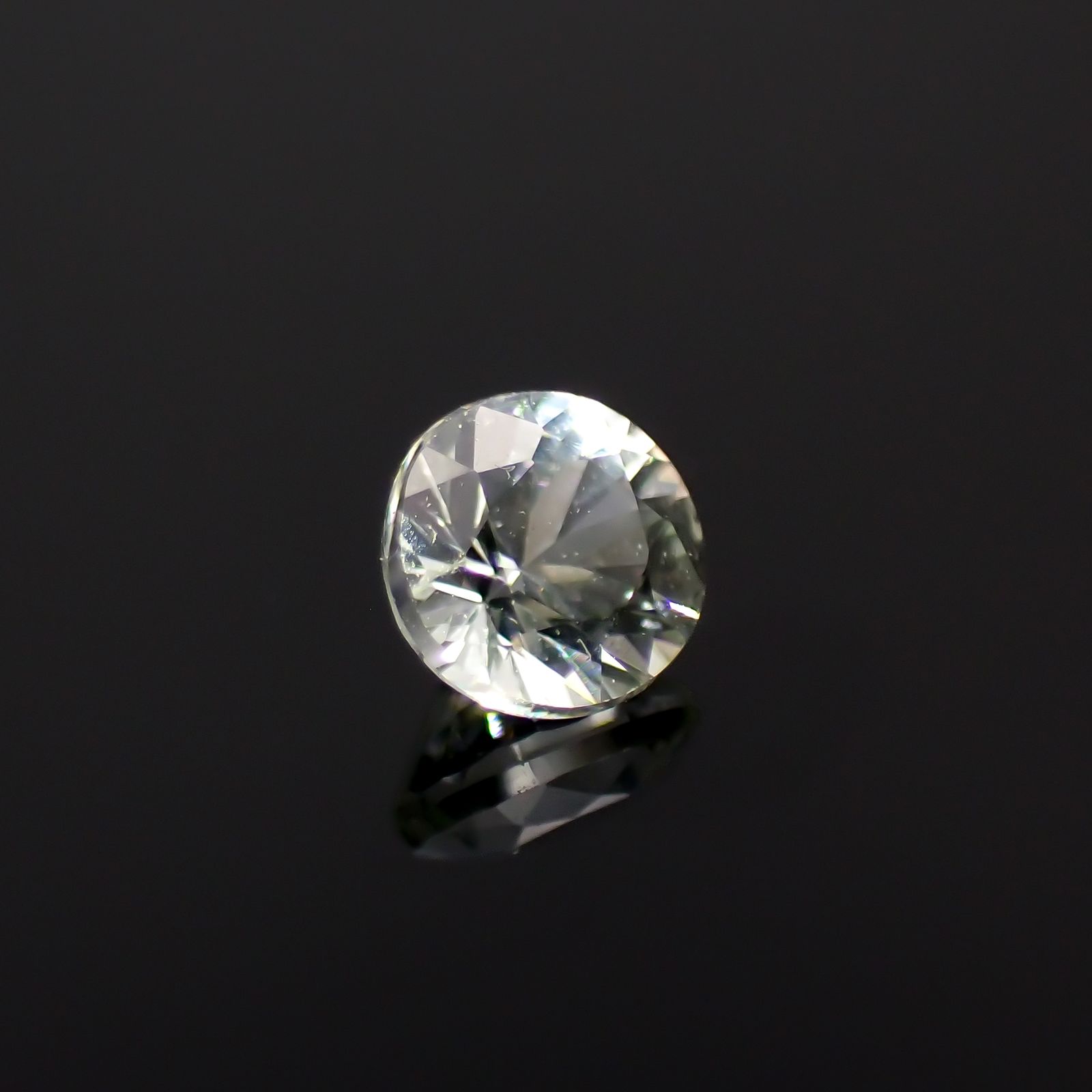 リューコガーネット ビルマ産 0.14ct[230923493]3x3mm前後