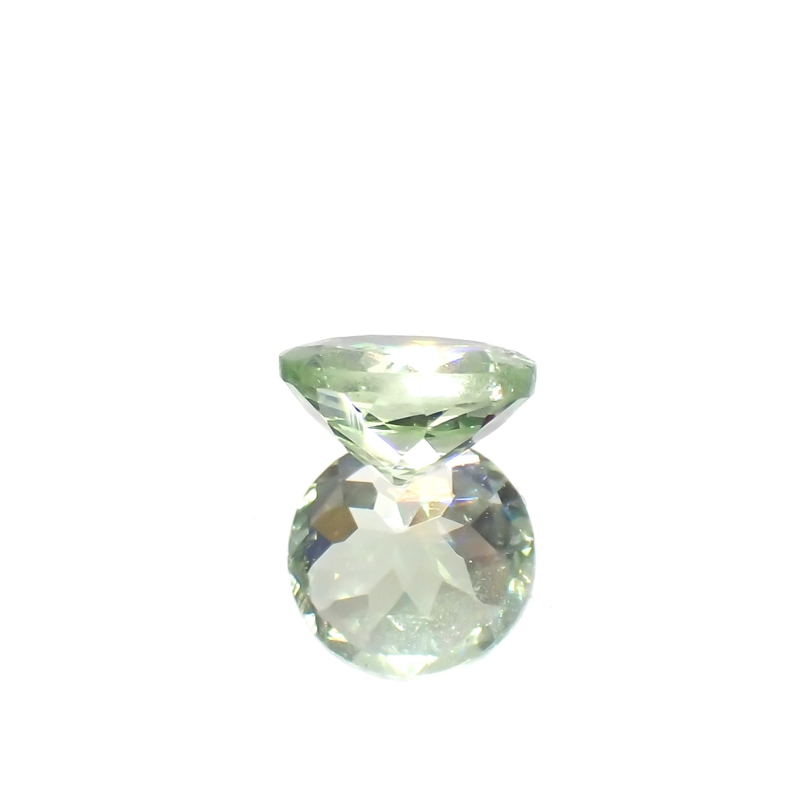 ミントガーネット タンザニア産 0.54ct[231023723]5.1x5.1mm前後