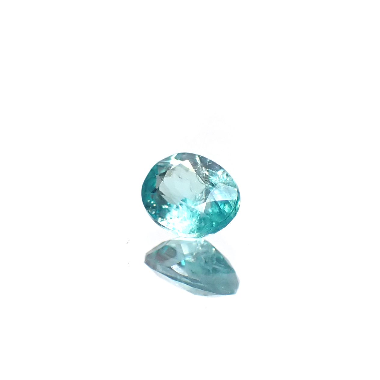 グランディディエライト(宝石名グランディディエライト)マダガスカル産 0.18ct 識別済[241229535]4.1x3.1mm前後
