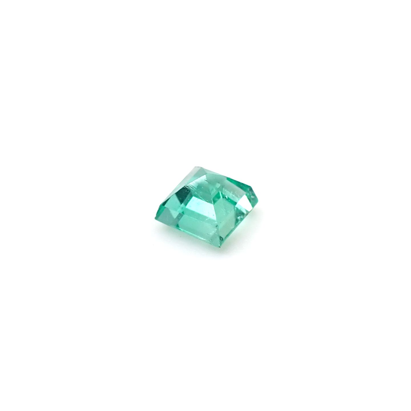 エメラルド コロンビア産 0.17ct / 3x3mm前後 [260131522]