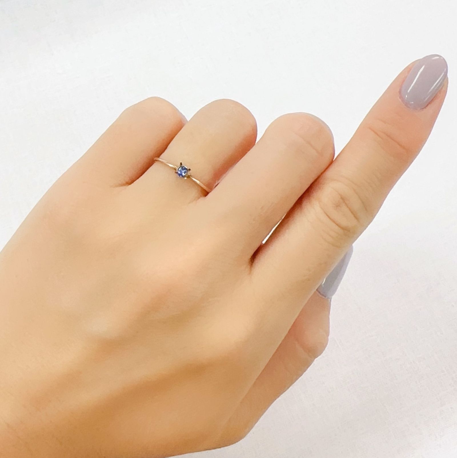 ベニトアイト アメリカ・カリフォルニア州産 0.059ct[230823200]3x1.9mm前後