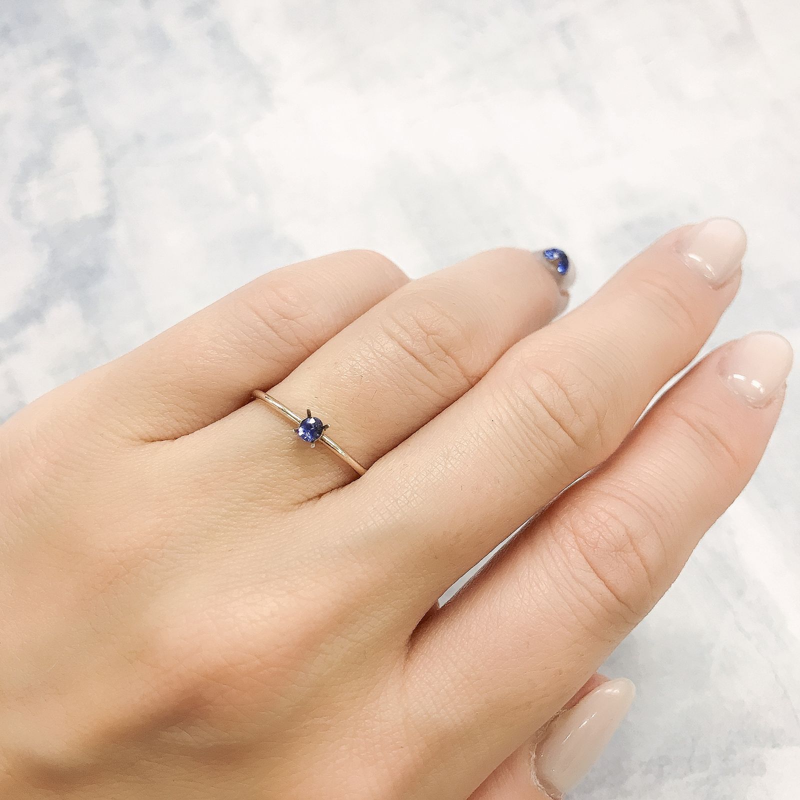 ベニトアイト(宝石名ベニトアイト)アメリカ・カリフォルニア州産 0.083ct 識別済[220515781]2.9x2.5mm前後
