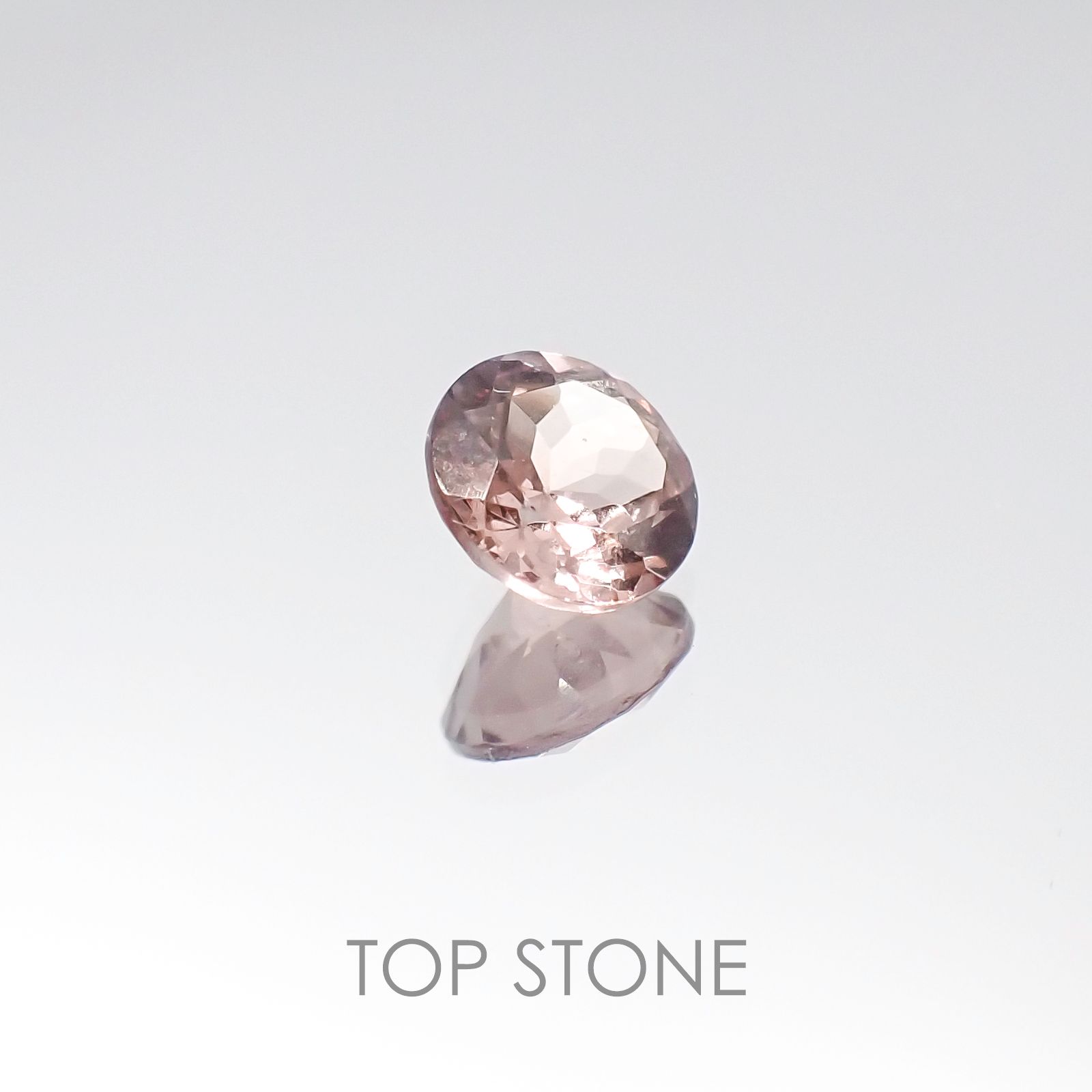 カラーチェンジマラヤガーネット(宝石名ガーネット) タンザニア・マヘンゲ産 0.58ct 識別済[20106087]5.2×5.1mm前後