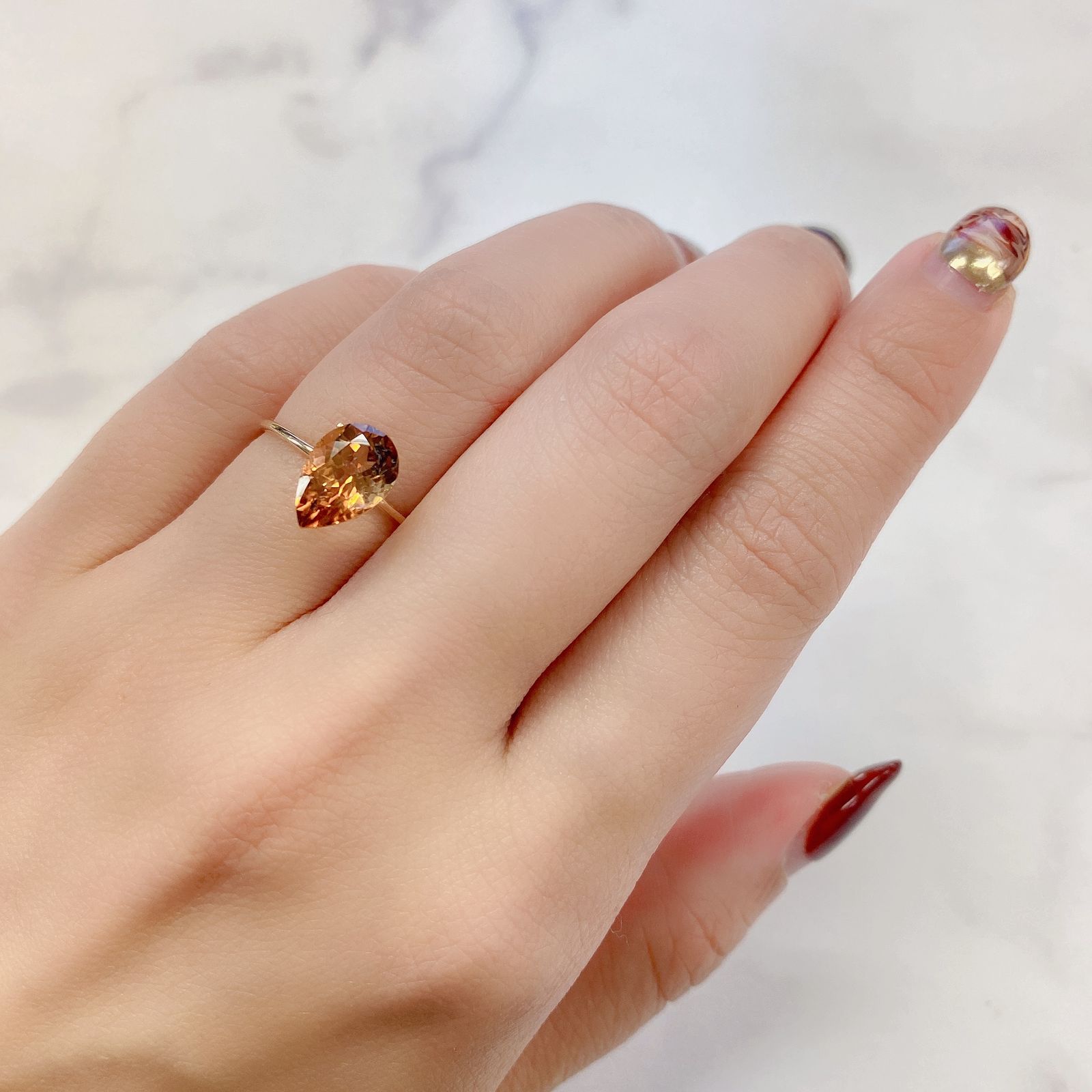 バイカラートルマリン(宝石名バイカラー・トルマリン) コンゴ民主共和国産 1.970ct ソ付(彩珠)[211013602]10.2×7mm前後