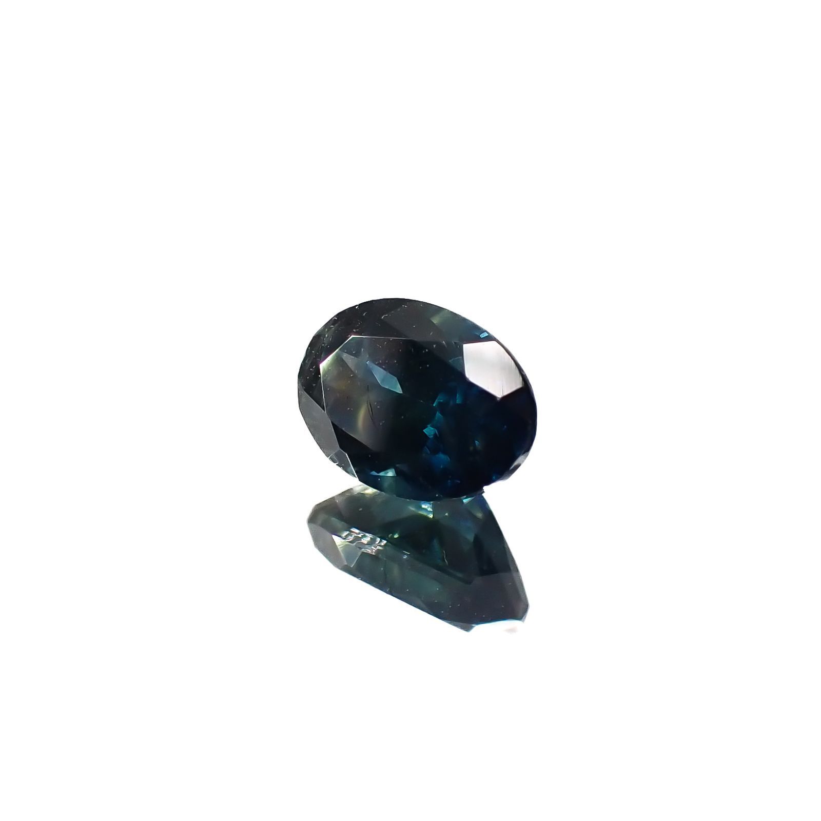 モンタナサファイア(宝石名サファイア)アメリカ・モンタナ州産 1.17ct 識別済[220616649]7.1x5.1mm前後
