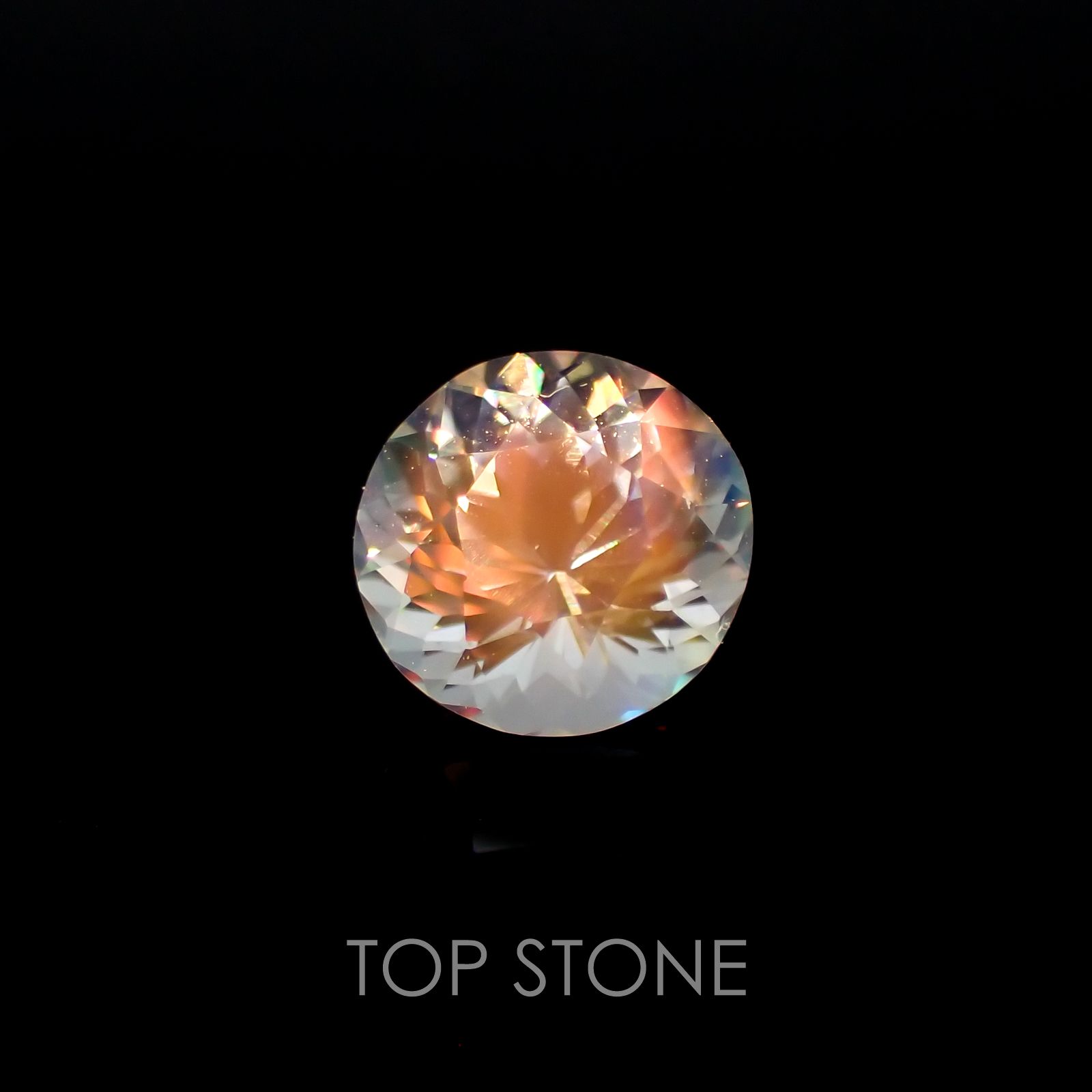 レインボームーンストーン(アンデシンラブラドライト) マダガスカル産 ルース 0.77ct[210310256]6×6mm前後