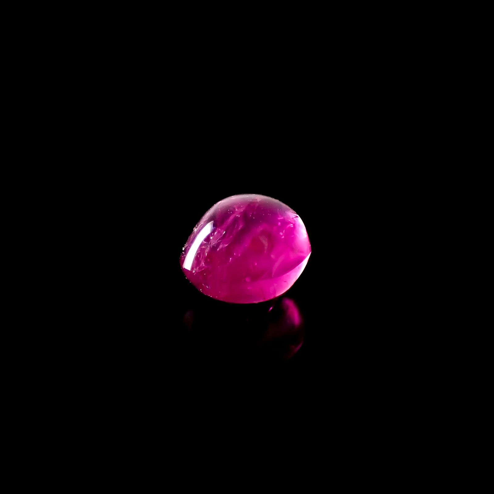 ルビー 非加熱(宝石名ルビー)ビルマ産 0.67ct 識別済[240628061]4.5x4.5mm前後