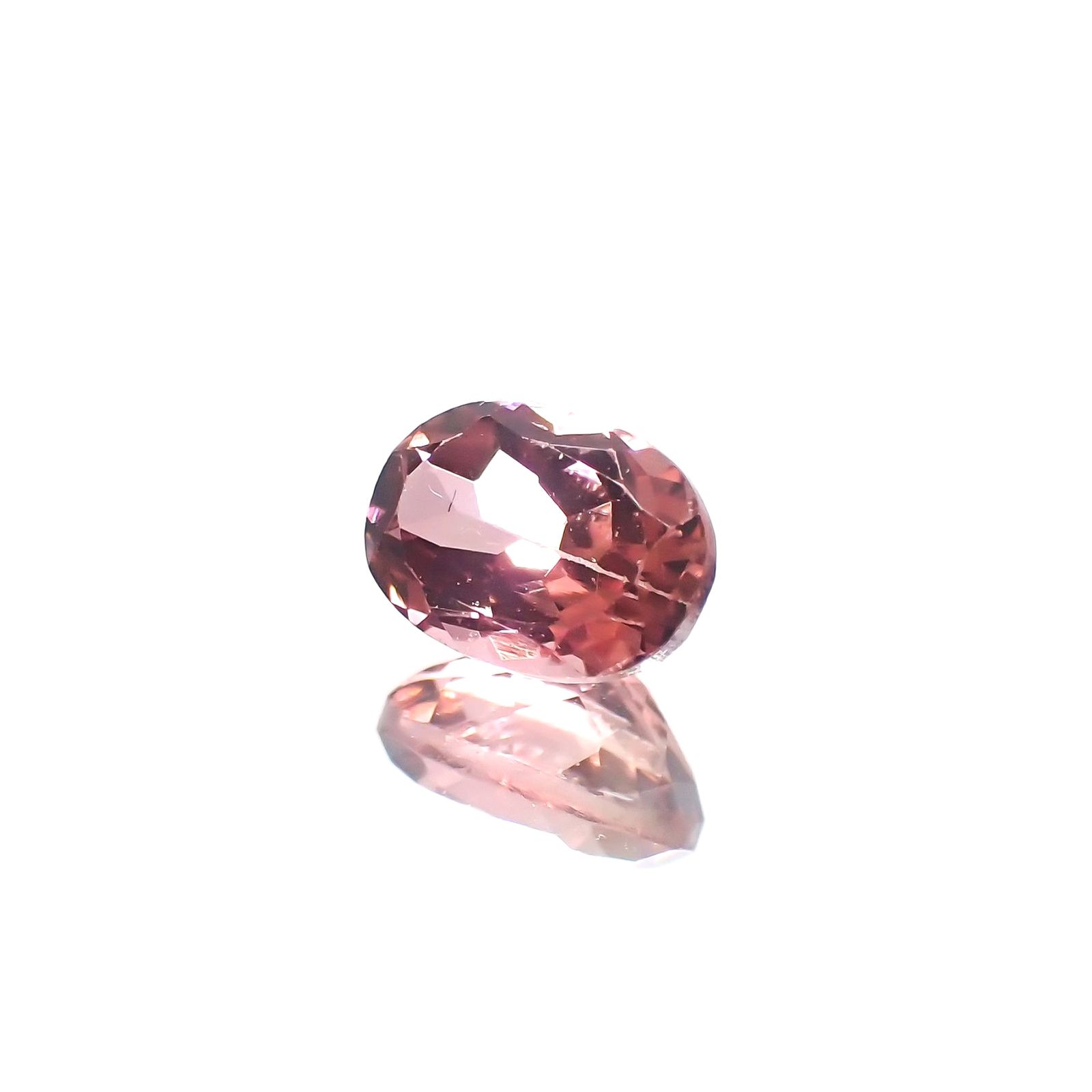 ピンクトルマリン(宝石名ピンク・トルマリン) ブラジル/アフリカ産 0.94ct 識別済[251013560]7×4.9mm前後