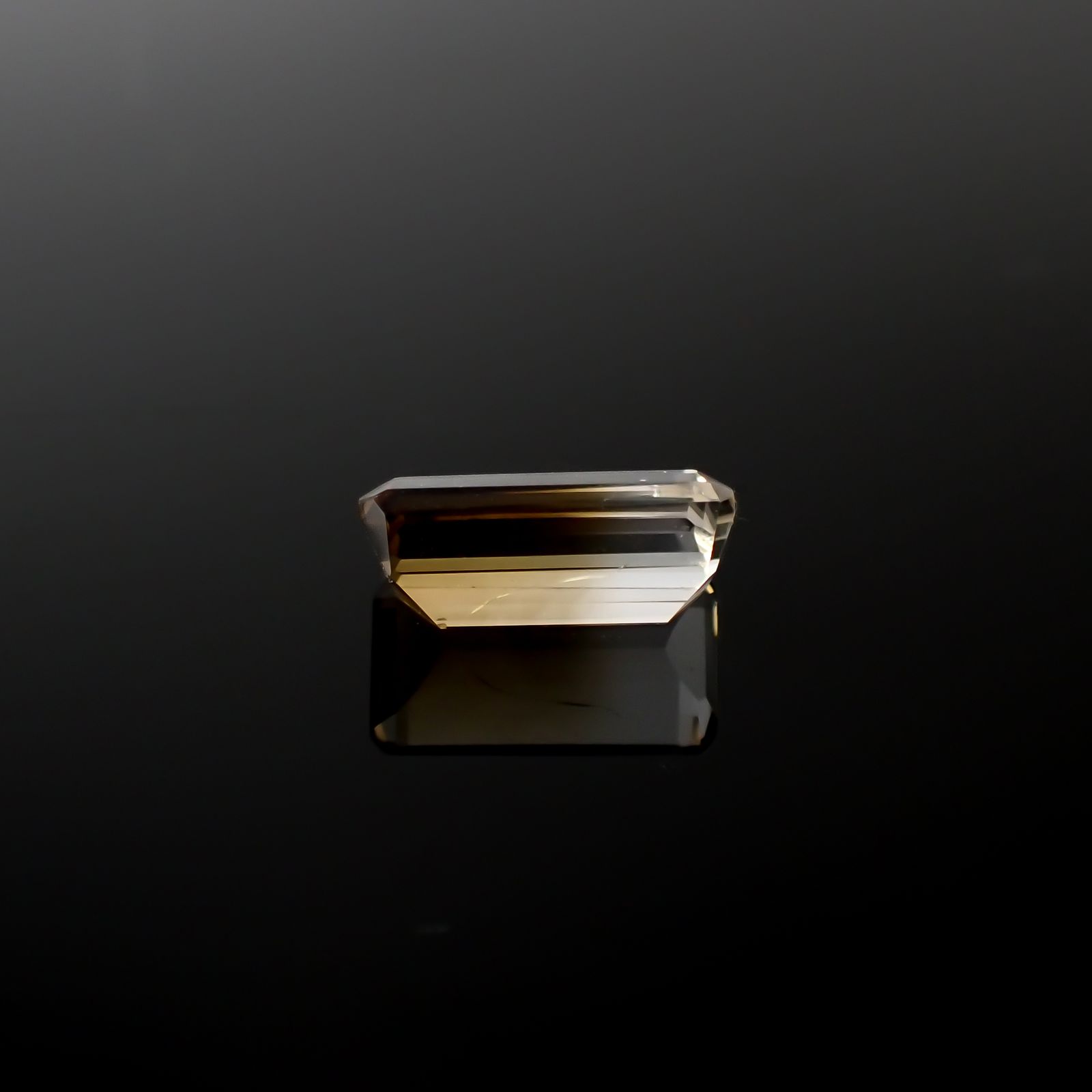 バイカラーシトリン ブラジル・ミナスジェライス州産 4.61ct[240326452]13.5x7.4mm前後