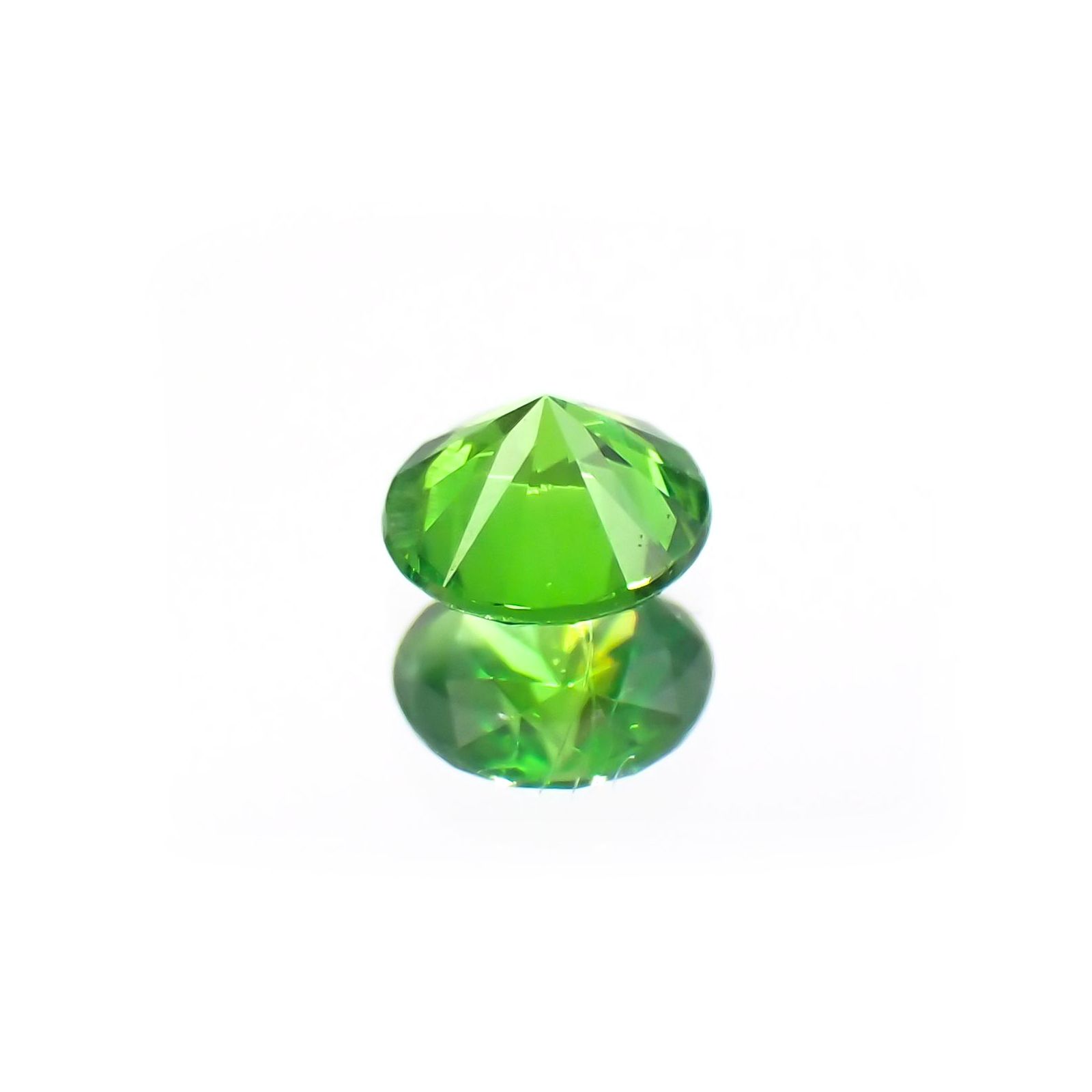 デマントイドガーネット(宝石名デマントイド・ガーネット) ロシア産 0.135ct ソ付(彩珠)[210712087]3×3mm前後
