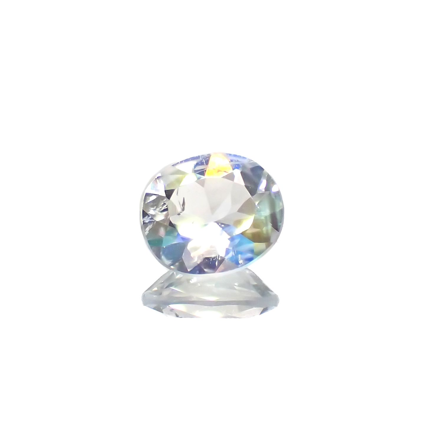 レインボームーンストーン(宝石名ラブラドライト)タンザニア産 0.62ct 識別済[230321264]6.4x5.6mm前後