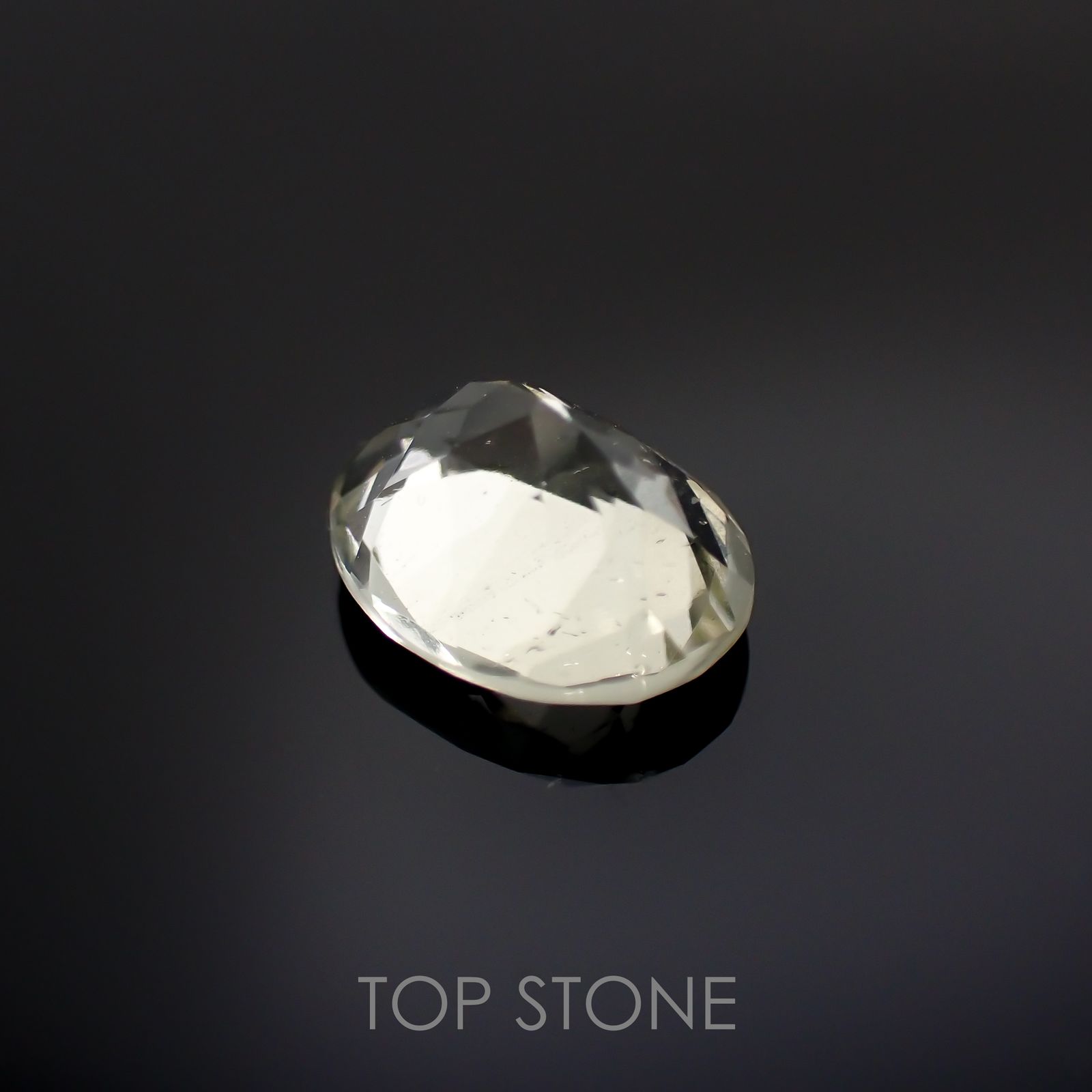 リビアングラス(宝石名インパクトガラス(衝撃溶融ガラス))エジプト・リビア砂漠産 1.94ct 識別済[211213786]10.1x8mm前後