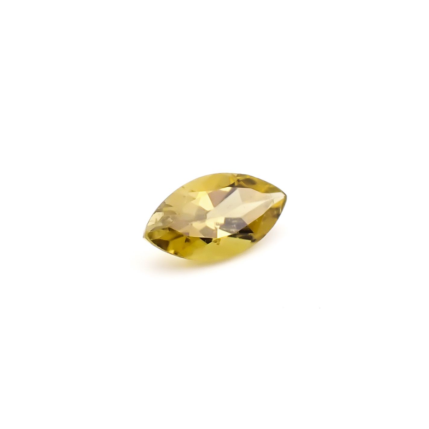 イエロートルマリン(宝石名トルマリン)ナイジェリア産 識別済 0.59ct / 8x4.2mm前後 [260933191]