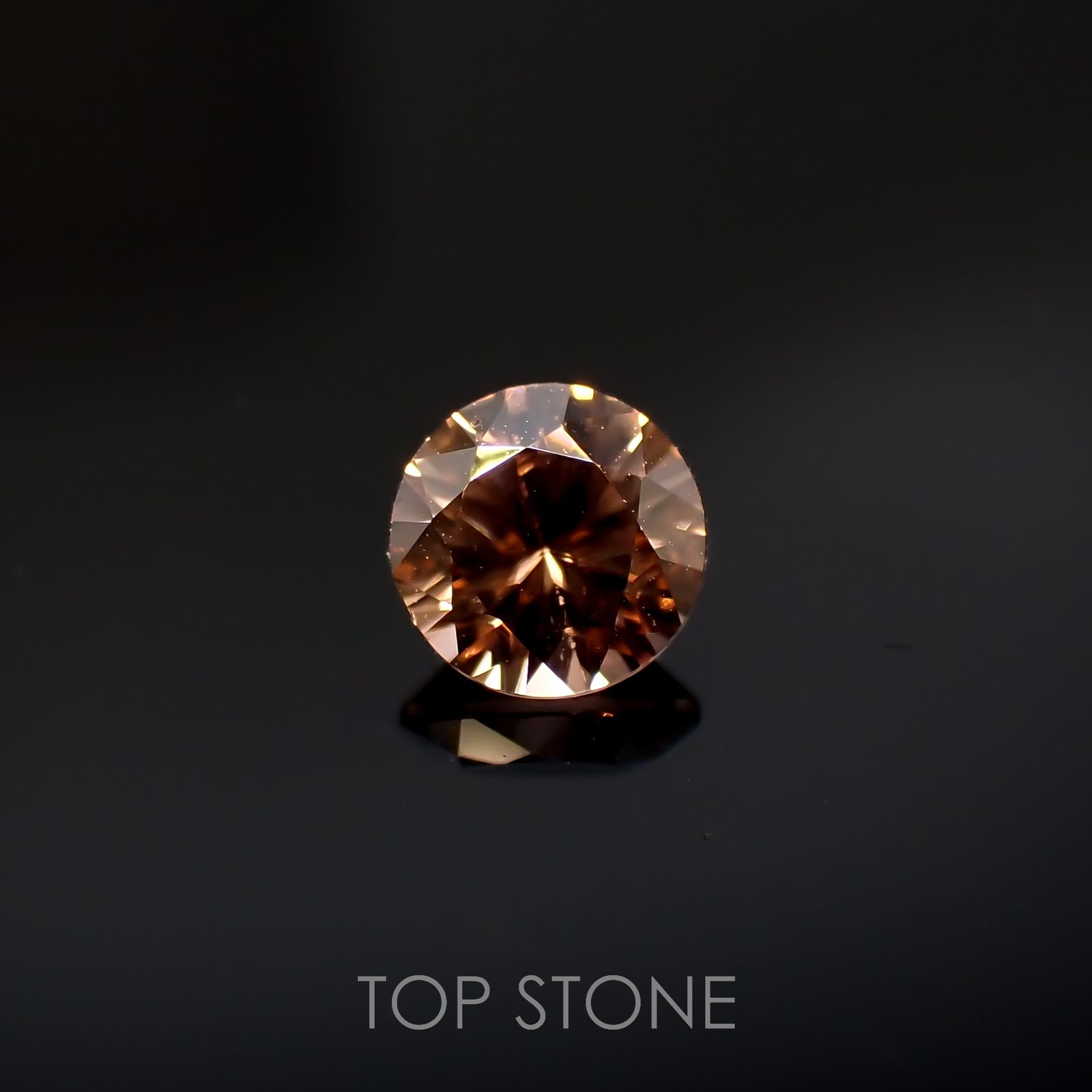 ライトピンクジルコン(宝石名ジルコン)スリランカ/カンボジア産 0.75ct 識別済[220716987]5.1x5mm前後