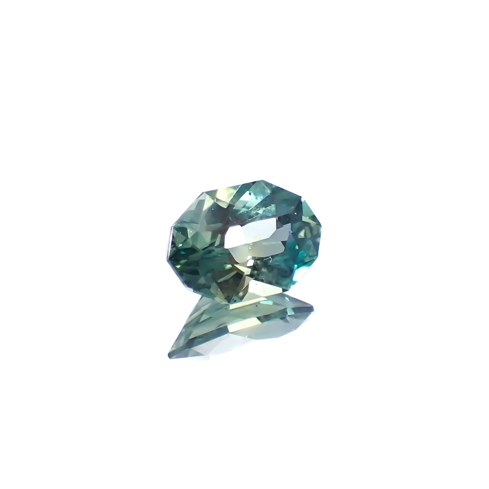 ◇カスタムカット◇バイカラーサファイア オーストラリア産 1.14ct [250229827]7.8x5.3mm前後