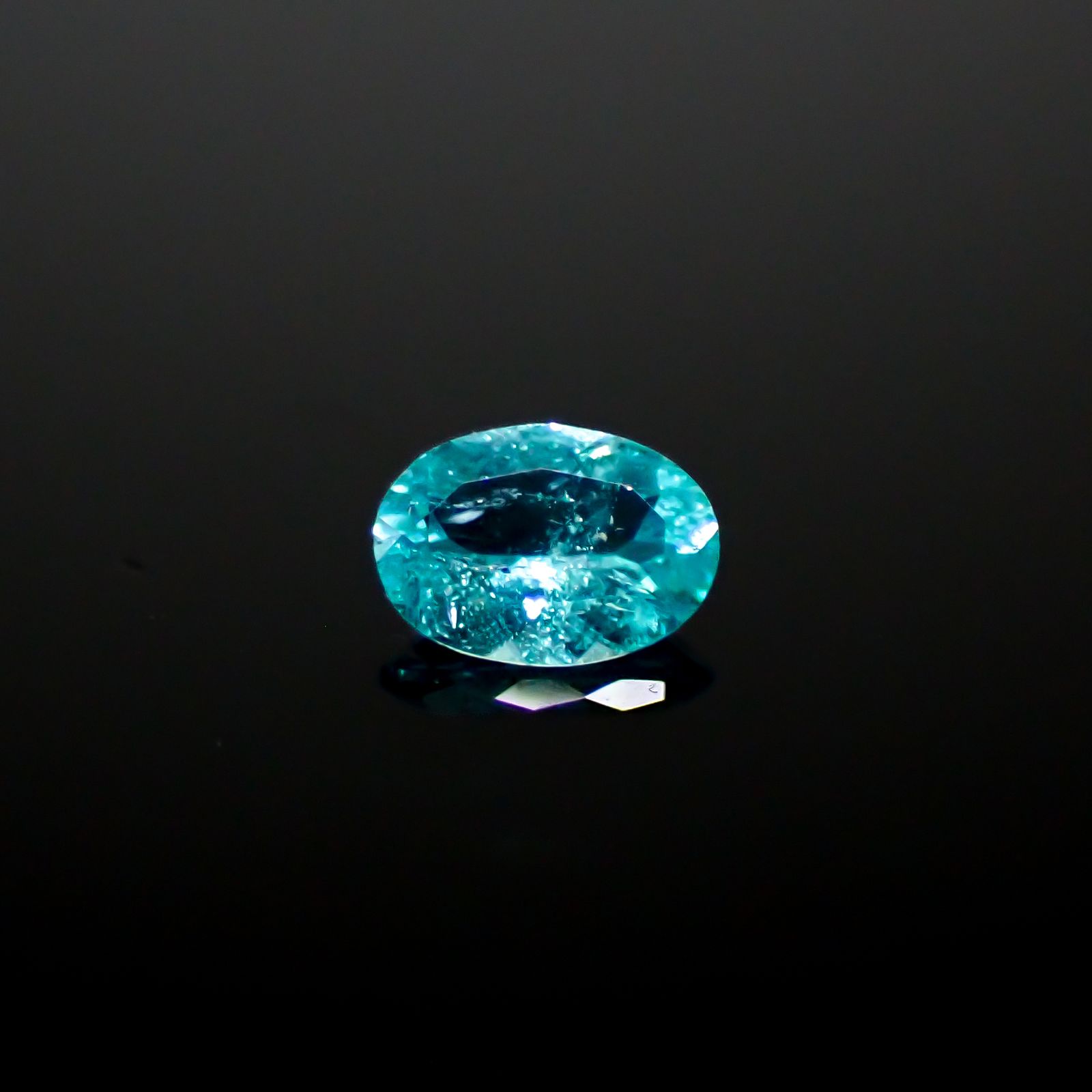 パライバトルマリン ブラジル産 0.11ct[240928748]3.9x2.9mm前後
