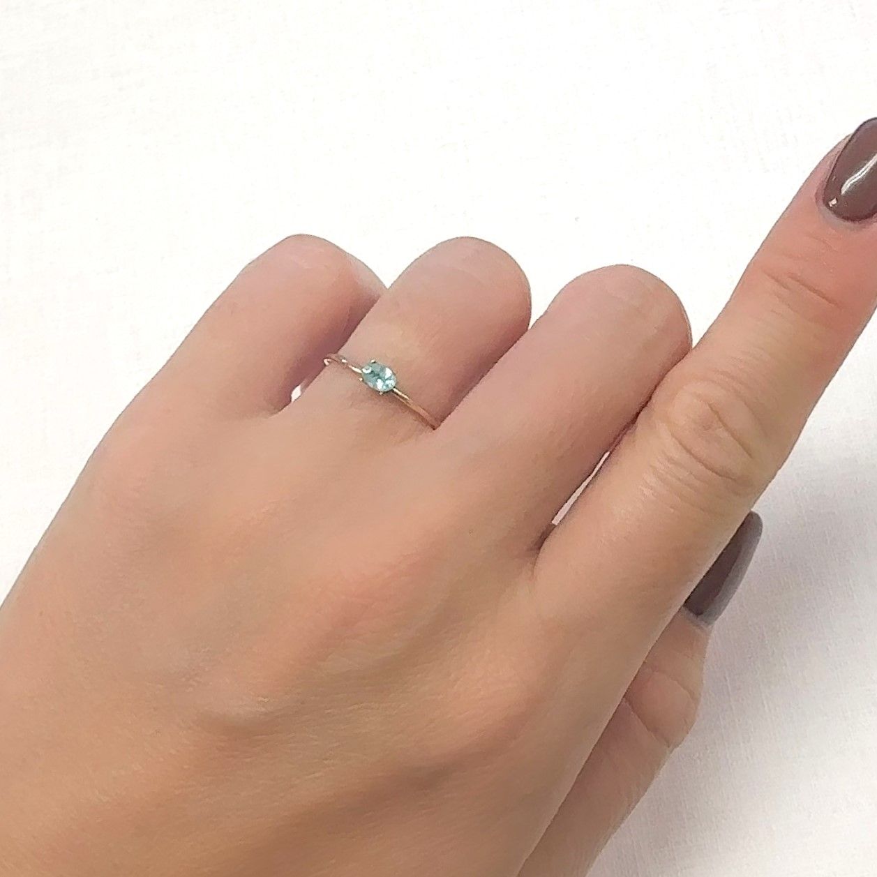 パライバトルマリン ブラジル・パライバ州バターリャ鉱山産 0.16ct[240928792]4.2x2.9mm前後