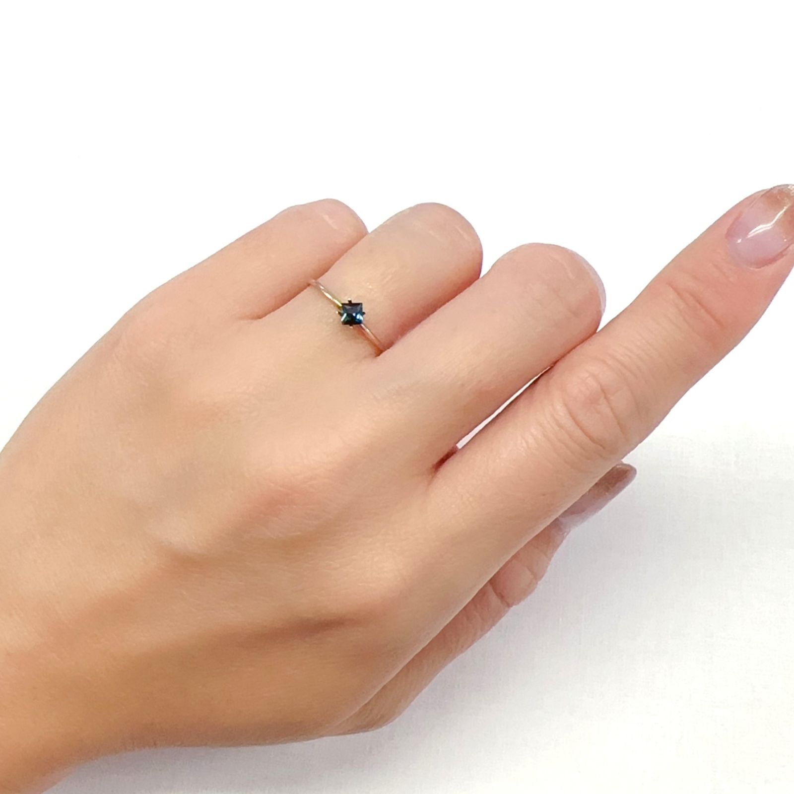 ◇プリンセスカット◇インディゴライト ブラジル産 0.19ct[230923521]3.1x3mm前後