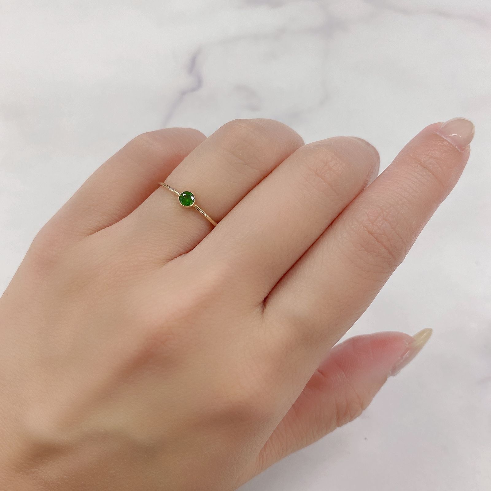 デマントイドガーネット(宝石名デマントイド・ガーネット) ロシア産 0.106ct ソ付(彩珠)[210712092]2.9×2.9mm前後