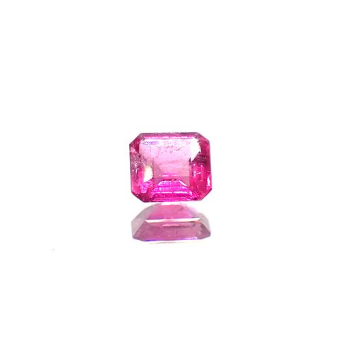 レッドベリル/ピンクベリル アメリカ・ユタ州産 0.090ct [250530375]3x2.8mm前後