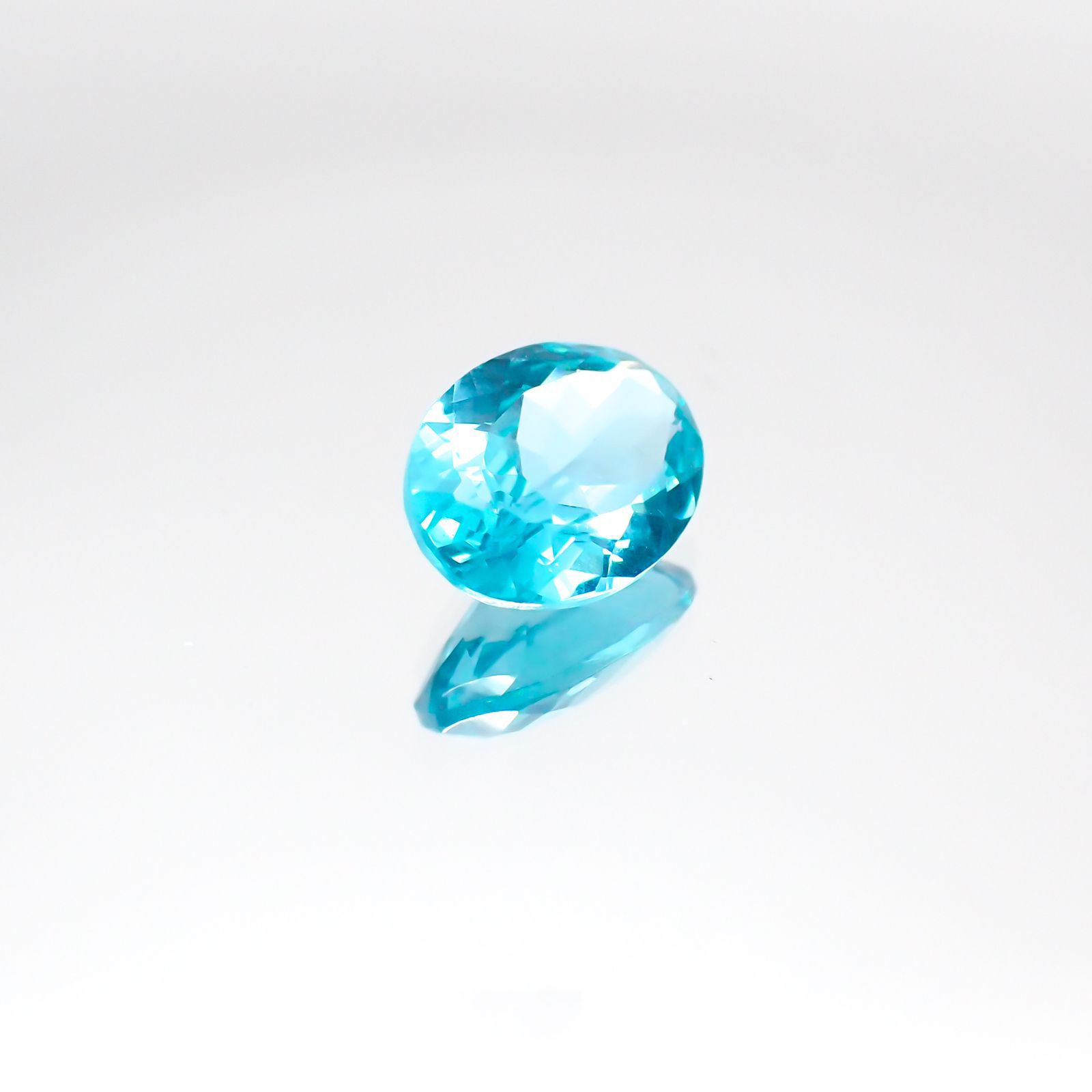 アパタイト(宝石名アパタイト)ブラジル産 1.21ct 識別済[230823193]8.2x6.2mm前後