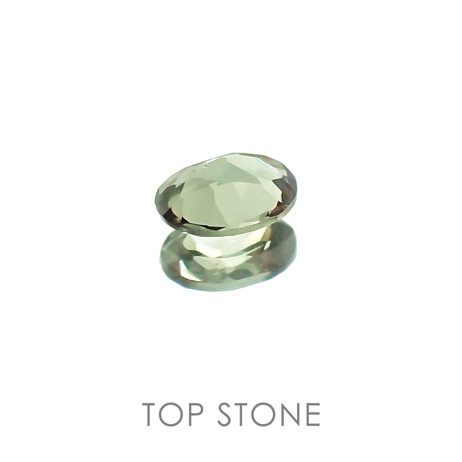 カラーチェンジガーネット タンザニア産 ルース 0.19ct[20095912]4×3mm前後