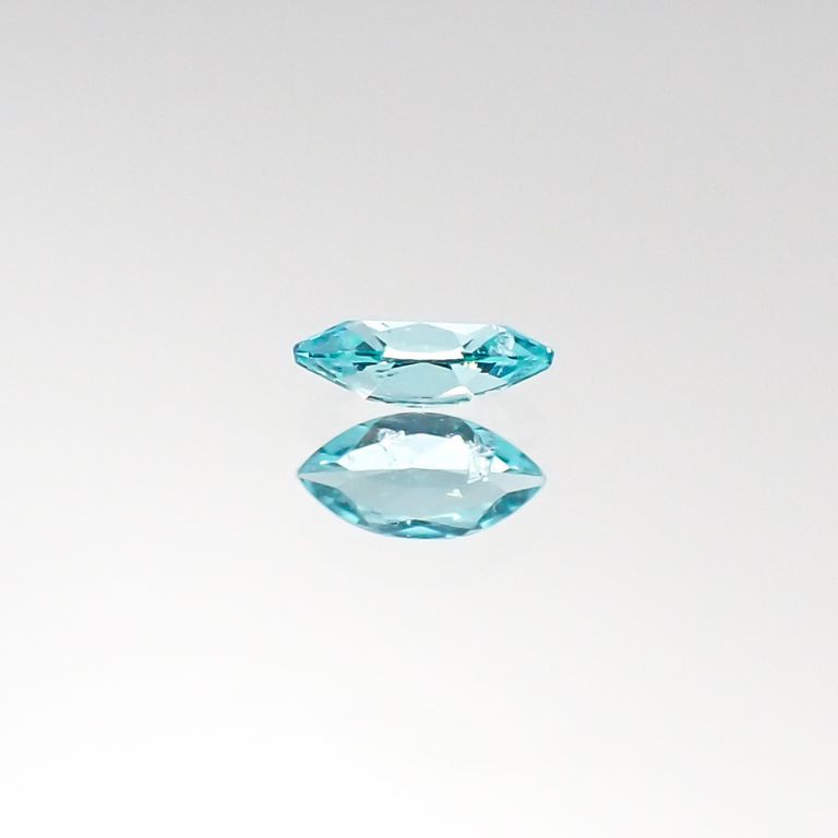 パライバトルマリン(宝石名トルマリン/別名パライバ・トルマリン) ブラジル・パライバ州バターリャ鉱山産 0.063ct 識別済[20095309]4×2mm前後