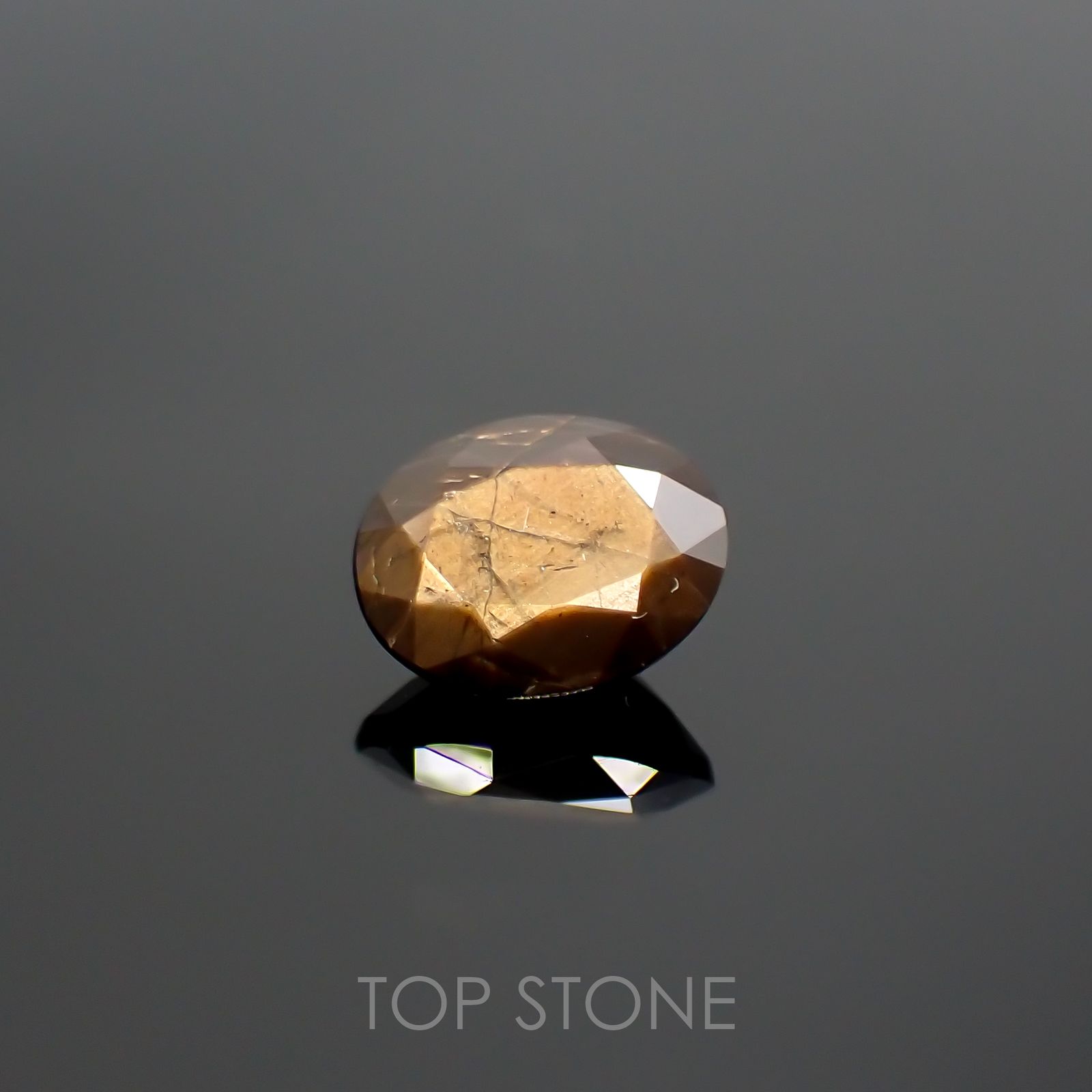 ゴールドシーンサファイア 非加熱(宝石名シーン・サファイア) ケニア産 1.597ct ソ付(彩珠)[210712080]7.6×6.2mm前後