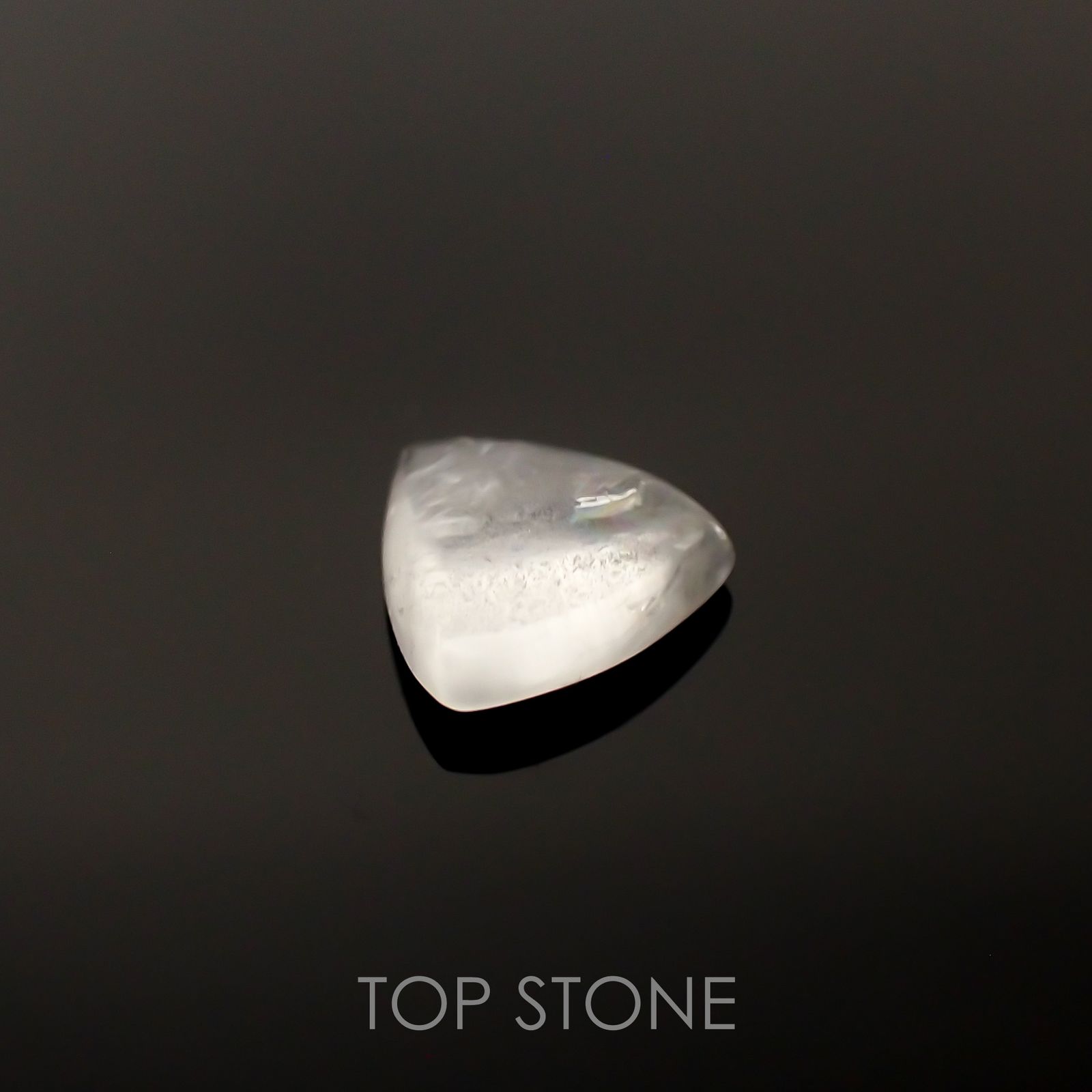 フェナカイト(宝石名フェナカイト) ブラジル産 0.66ct 識別済[210812697]6×5.8mm前後