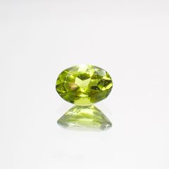 ベスビアナイト(宝石名アイドクレース)ケニア産 0.72ct 識別済[220115517]6.4x4.6mm前後