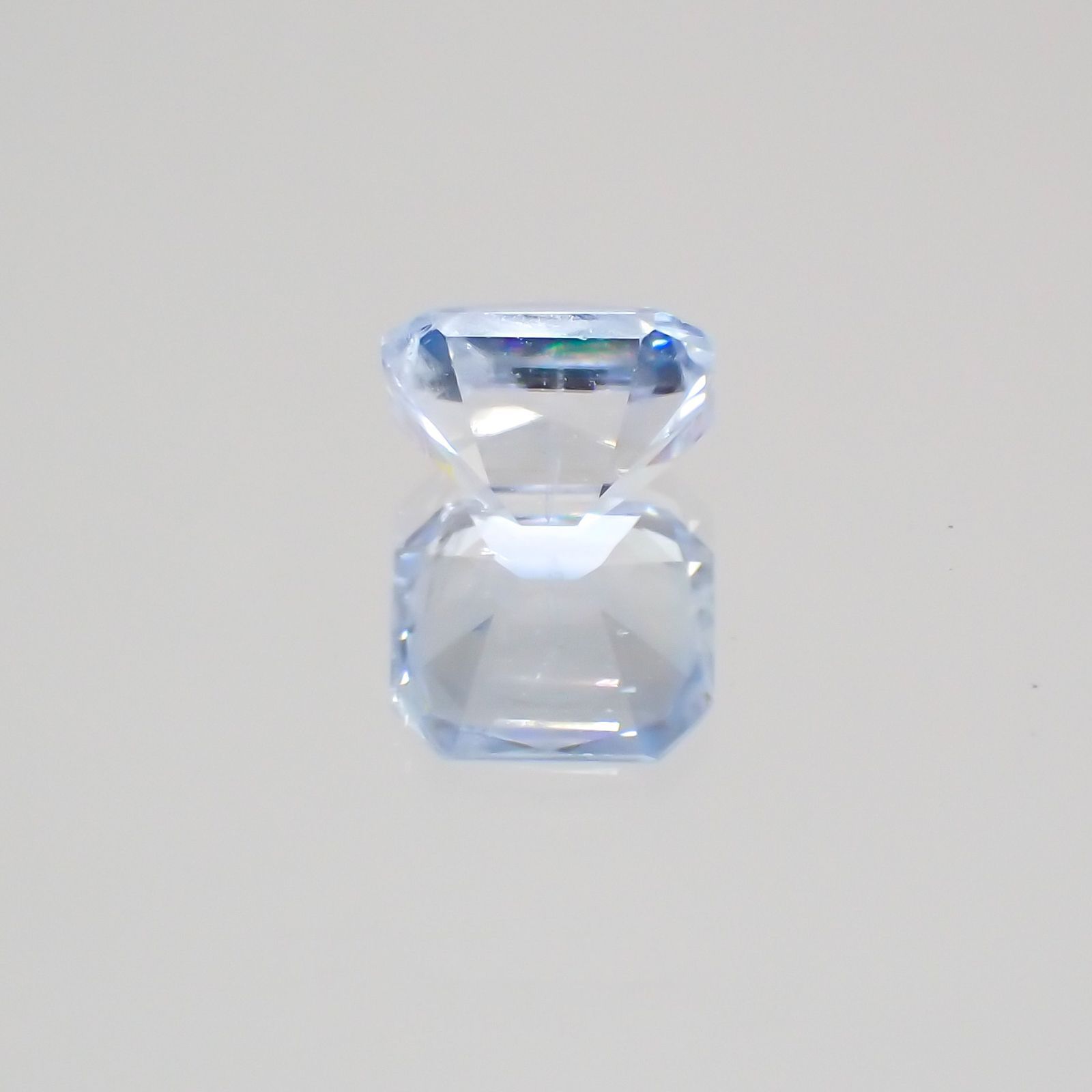 カラーチェンジガーネット ベキリー産 0.645ct-