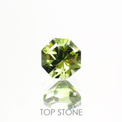 ◇オクタゴンカット◇ペリドット(宝石名ペリドット) パキスタン産 0.37ct 識別済[210913104]4×3.9mm前後